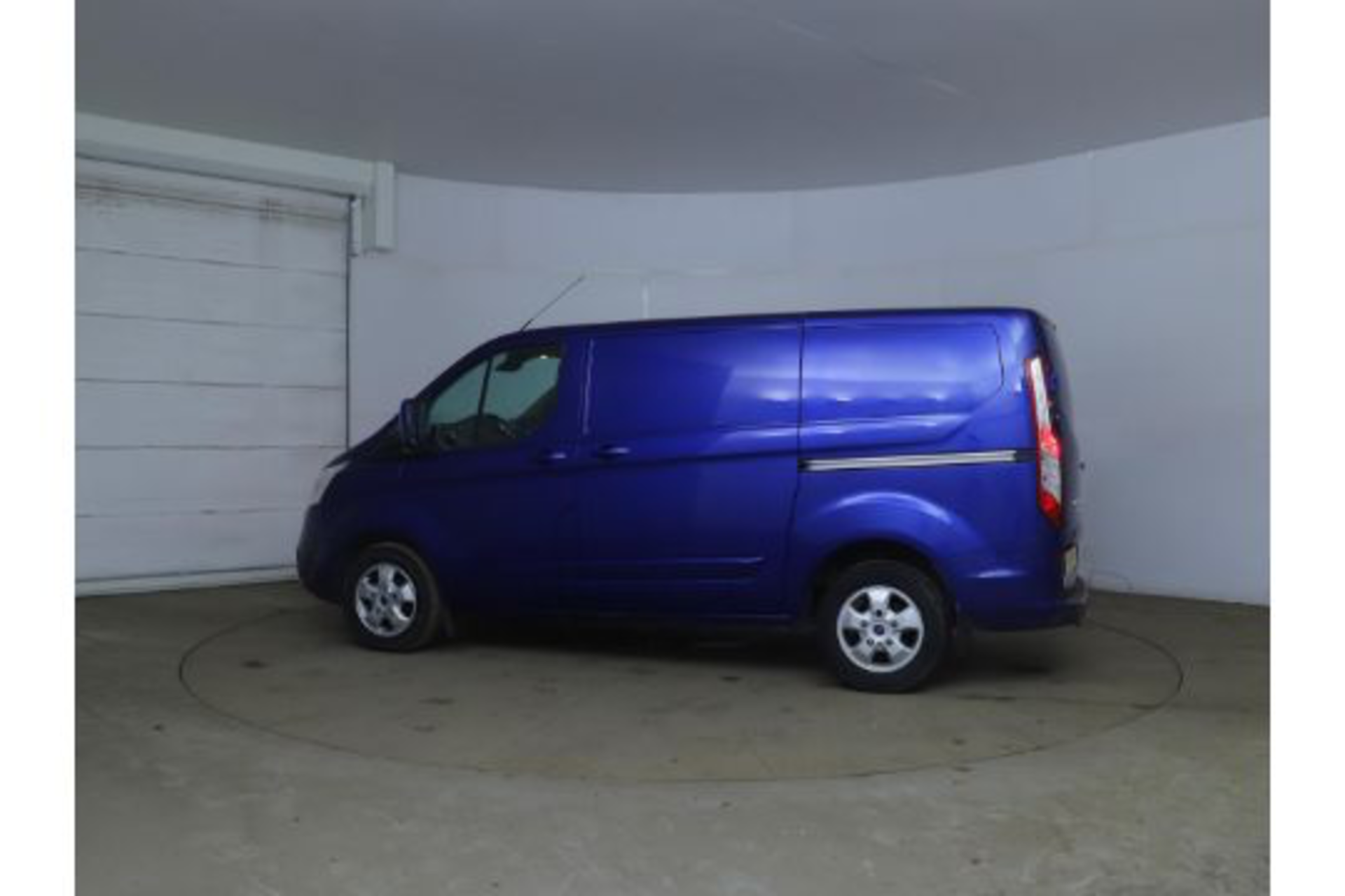 Reserve Met - Ford Transit Custom "Limited" 2.0Tdci (130) Swb - 18 Reg Air Con Alloys - Euro 6 - Image 3 of 11