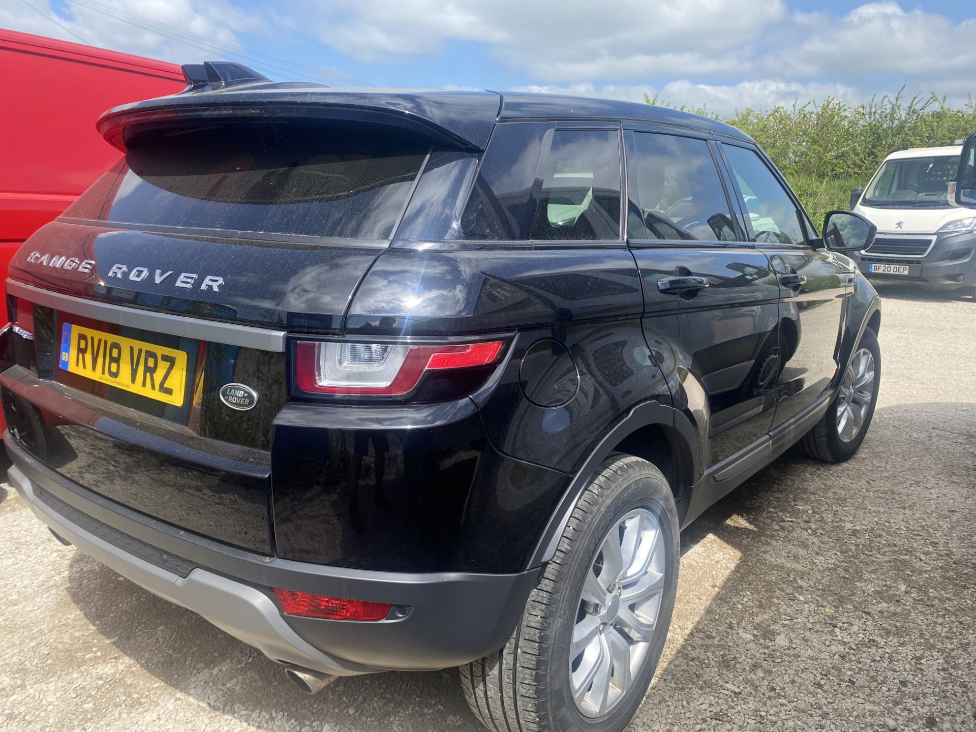 (Reserve Met) RANGE ROVER EVOQUE 2.0Ed4 "Special Equipment" Auto stop/start 18 Reg - Pan Roof!!! - Image 7 of 10