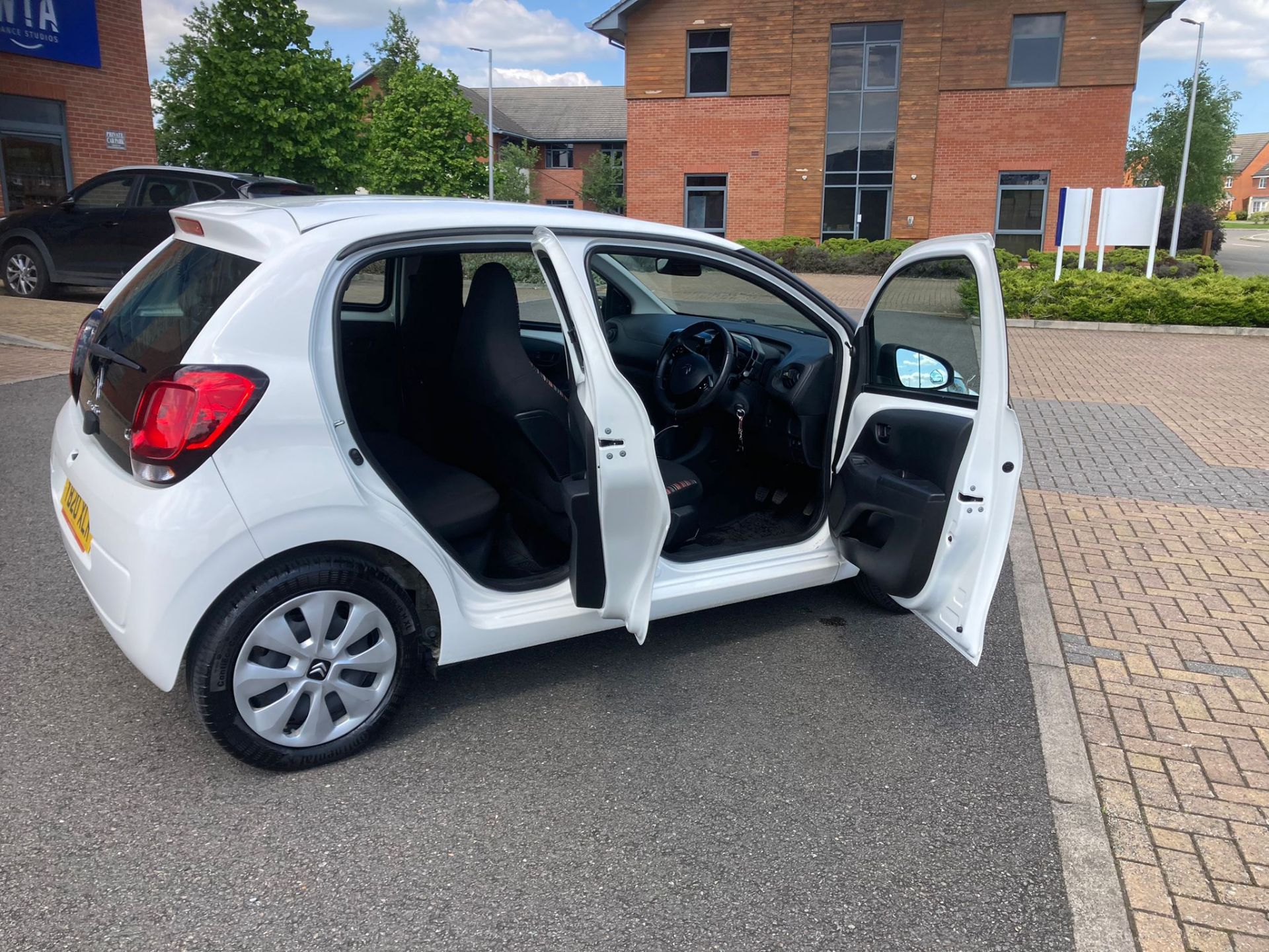 (Reserve Met) CITROEN C1 "FEEL" 1.0 Vti START/STOP (New Shape) 20 Reg - Only 5k Miles!! - Air Con - Image 4 of 13