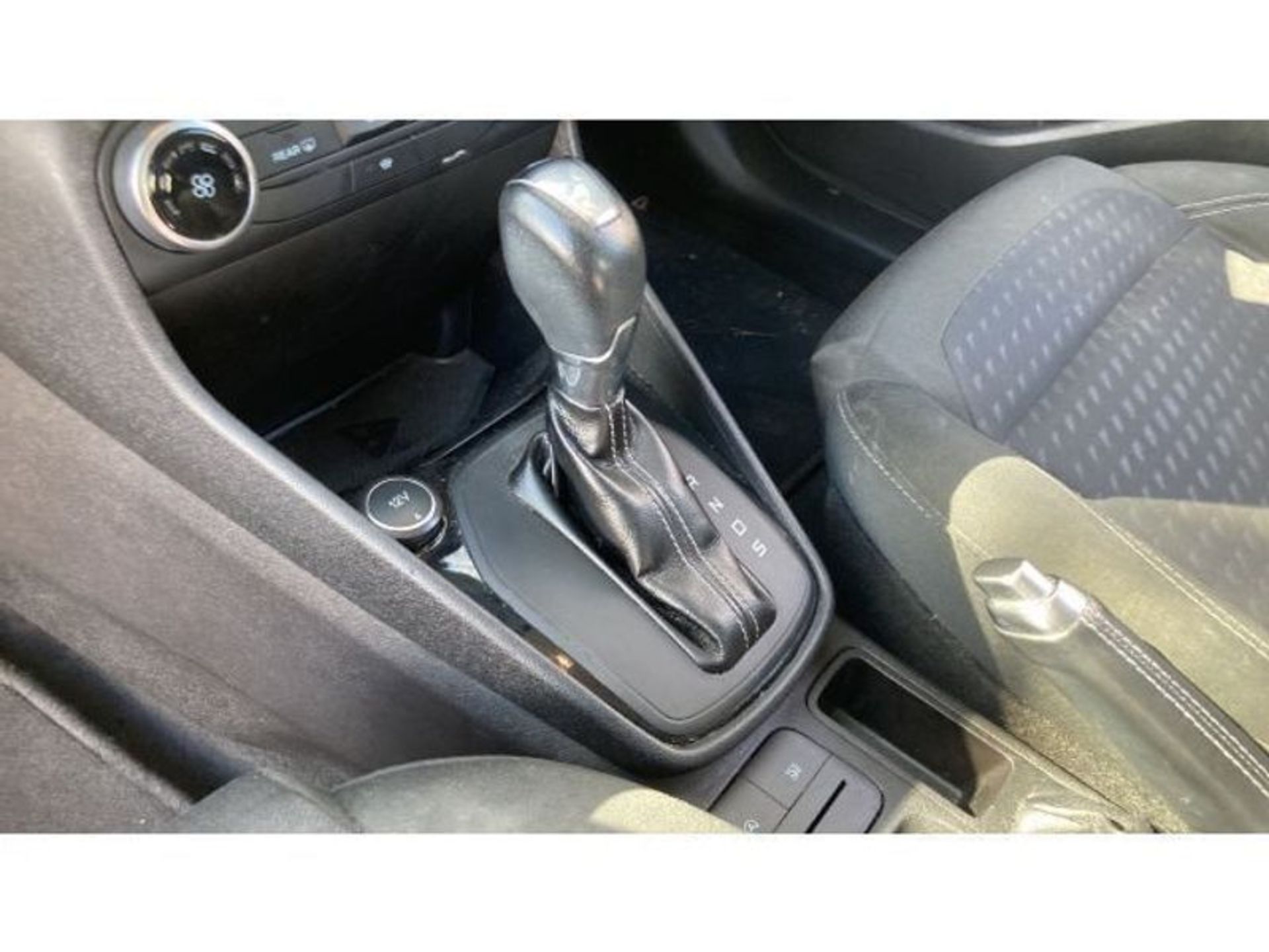 Ford Fiesta 1.0 Zetec 'Automatic Powershift" 5 Door (67 Reg) " New Shape" Black - - Image 14 of 16