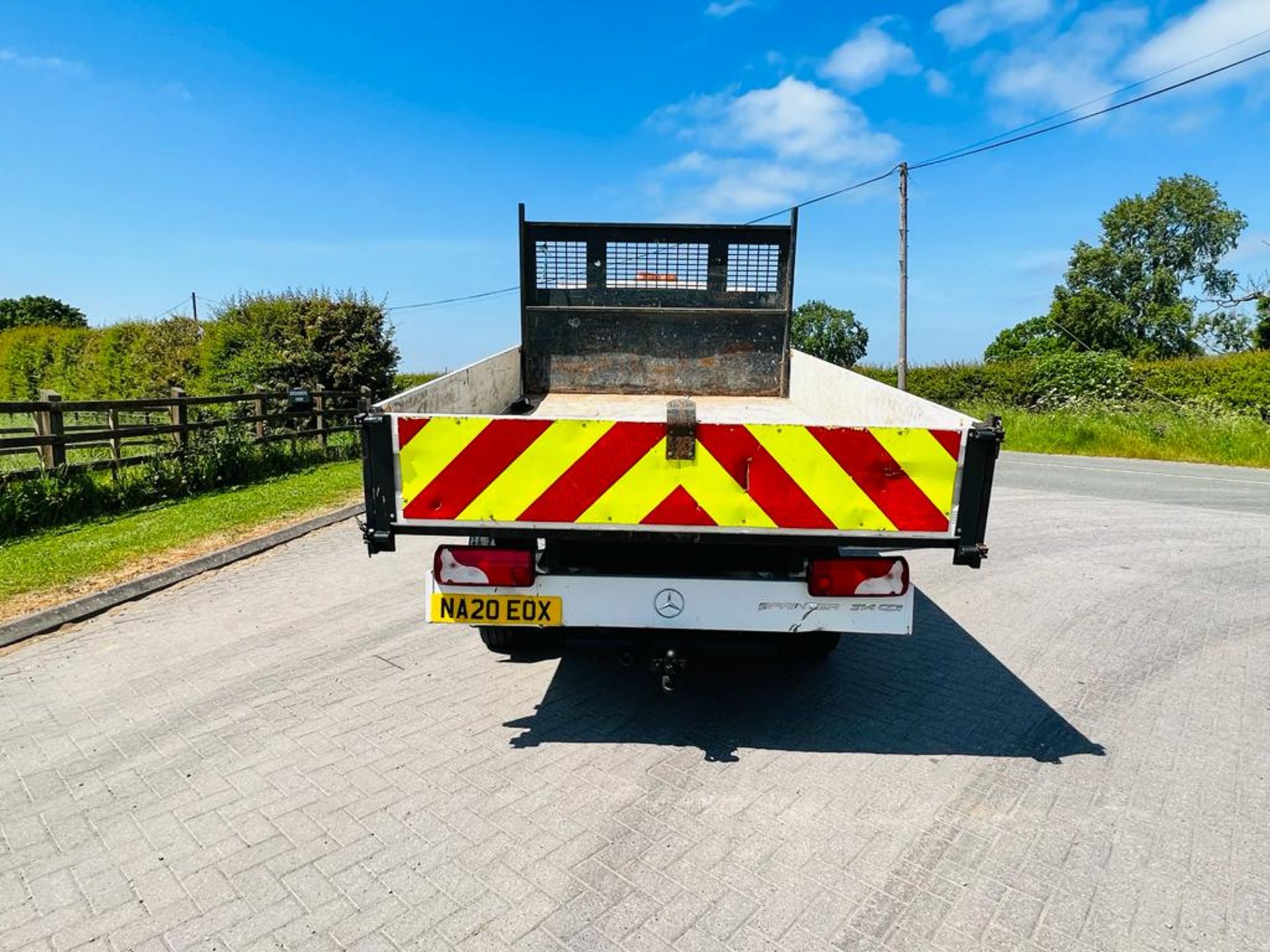 Mercedes Sprinter 314 Cdi *3500 KG - D/Cab Tipper* (2020 20 Reg ~ Euro 6 / U-LEZ) - Service History - Image 9 of 23