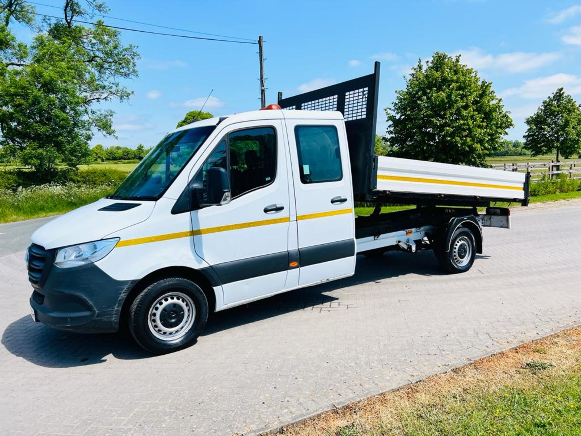 Mercedes Sprinter 314 Cdi *3500 KG - D/Cab Tipper* (2020 20 Reg ~ Euro 6 / U-LEZ) - Service History - Image 4 of 23