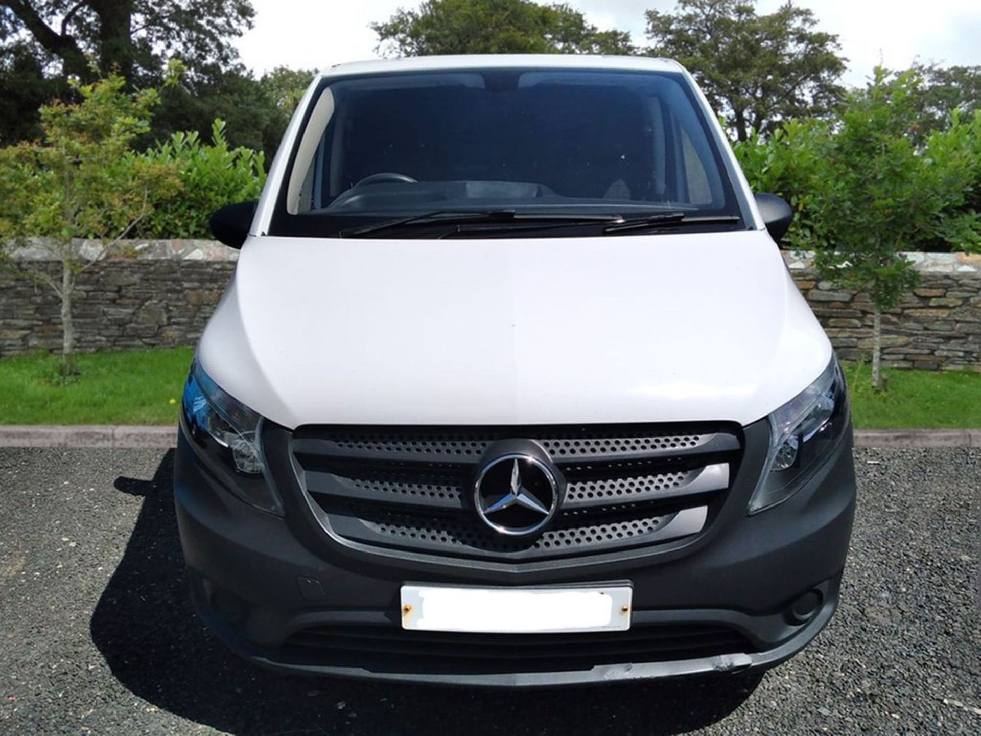 MERCEDES-BENZ VITO 111 CDI *LWB PANEL VAN* (2018 ~ EURO 6) 113 BHP - 6 SPEED * (AIR CON) - Image 2 of 10