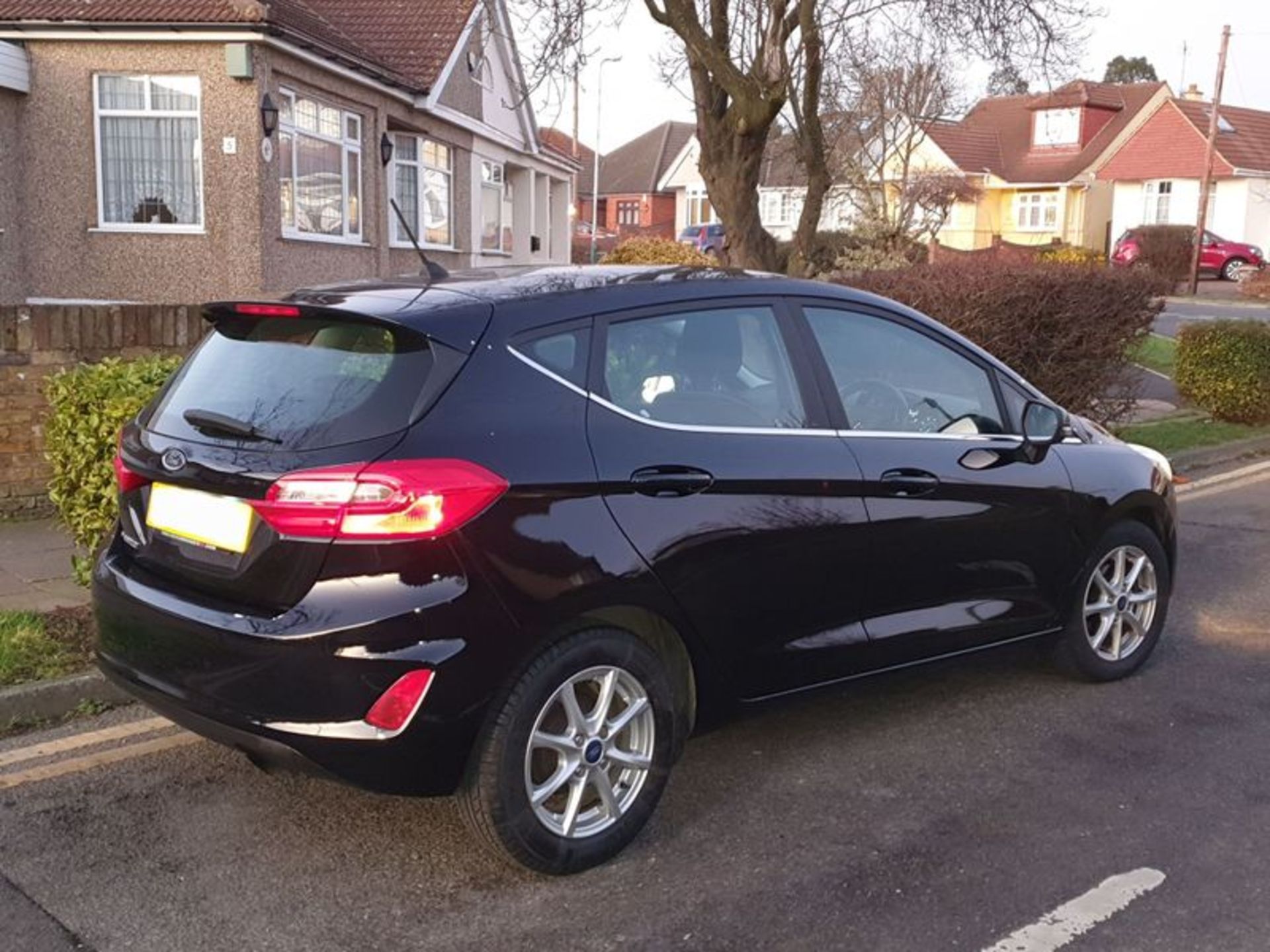 Ford Fiesta 1.0 Zetec 'Automatic Powershift" 5 Door (67 Reg) " New Shape" Black - - Image 4 of 16