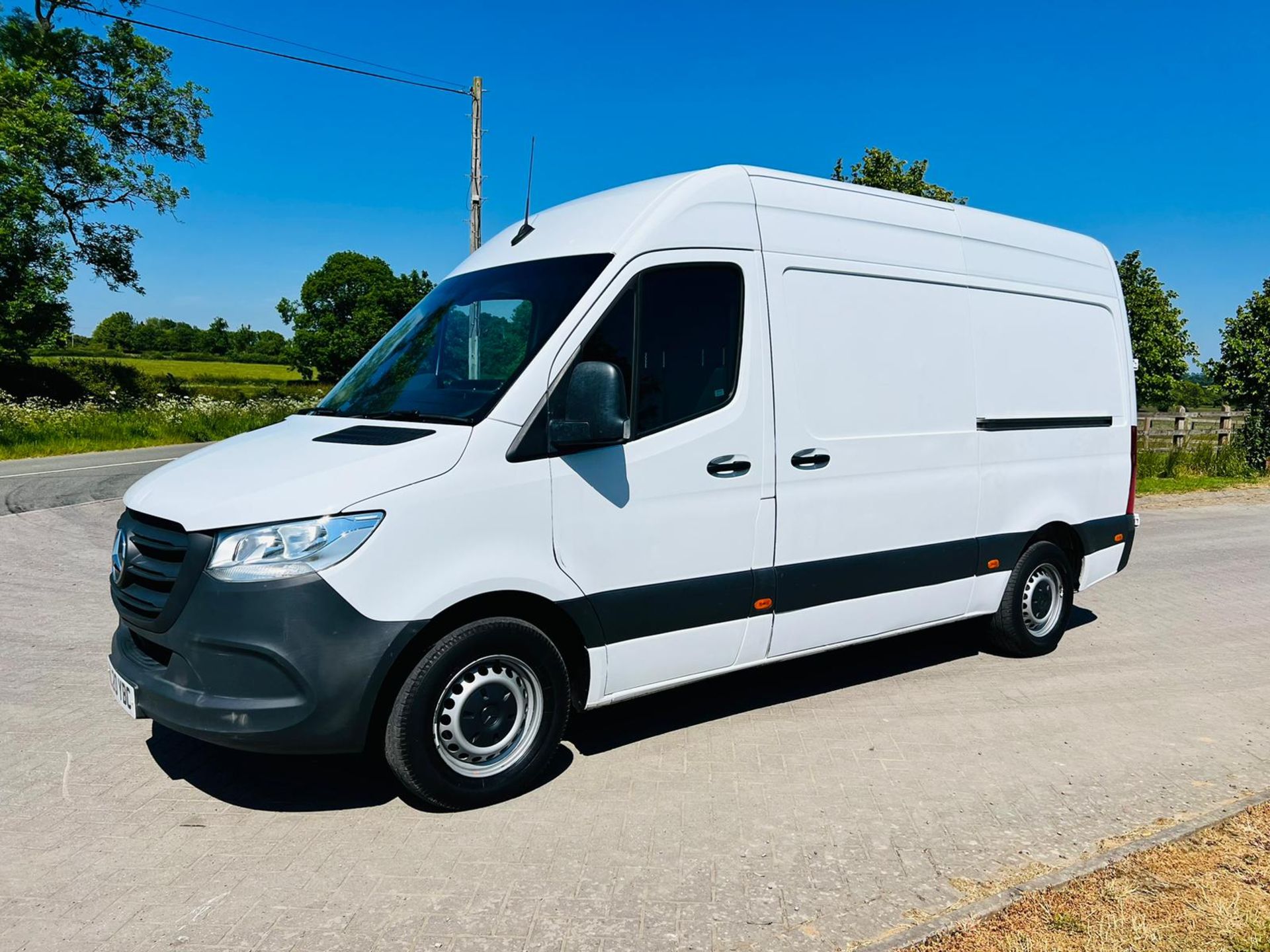 Mercedes Sprinter 314 CDI (RWD) MWB L2 H2 - 2020 20Reg - Service History - Only 55K - Euro 6 - Image 4 of 25