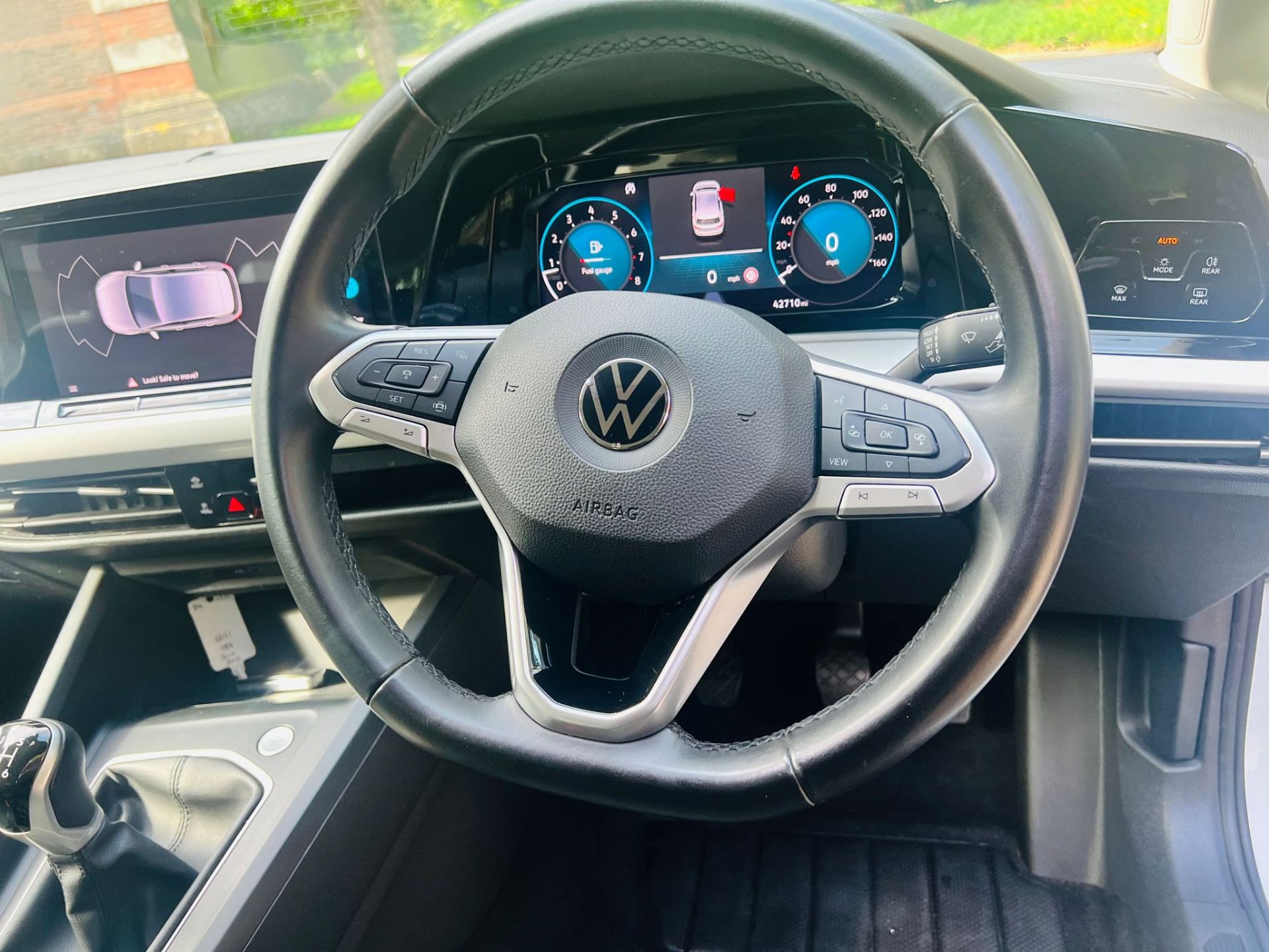 VOLKSWAGEN GOLF 1.5TSI "LIFE" EVO(130) 5 DOOR HATCHBACK(2021 21 Reg) 42K Miles Only -SH - Image 15 of 24