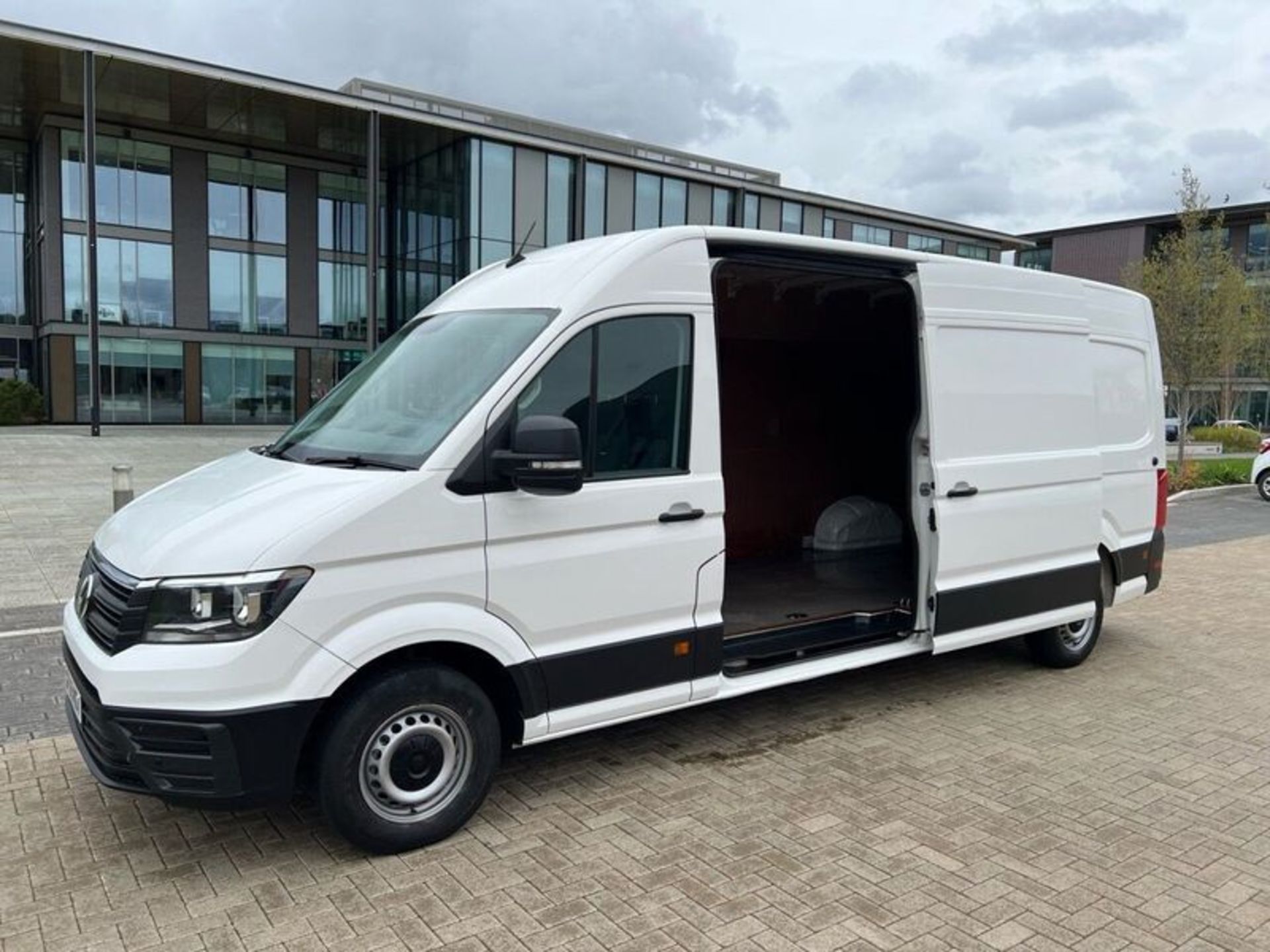 (Reserve Met) VOLKSWAGEN CRAFTER 2.0TDI BLUEMOTION "LWB" 70 REG - 1 OWNER - AIR CON - 75K MILES - Image 3 of 5