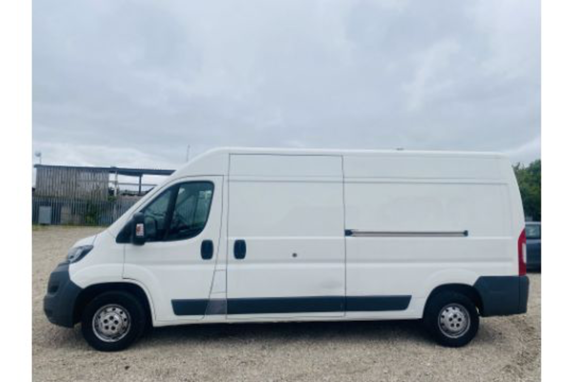 (Reserve met)PEUGEOT BOXER 2.0HDI BLUE EURO 6 "LWB" HIGH ROOF" 17 REG - 1 KEEPER - 66K MILES - SH