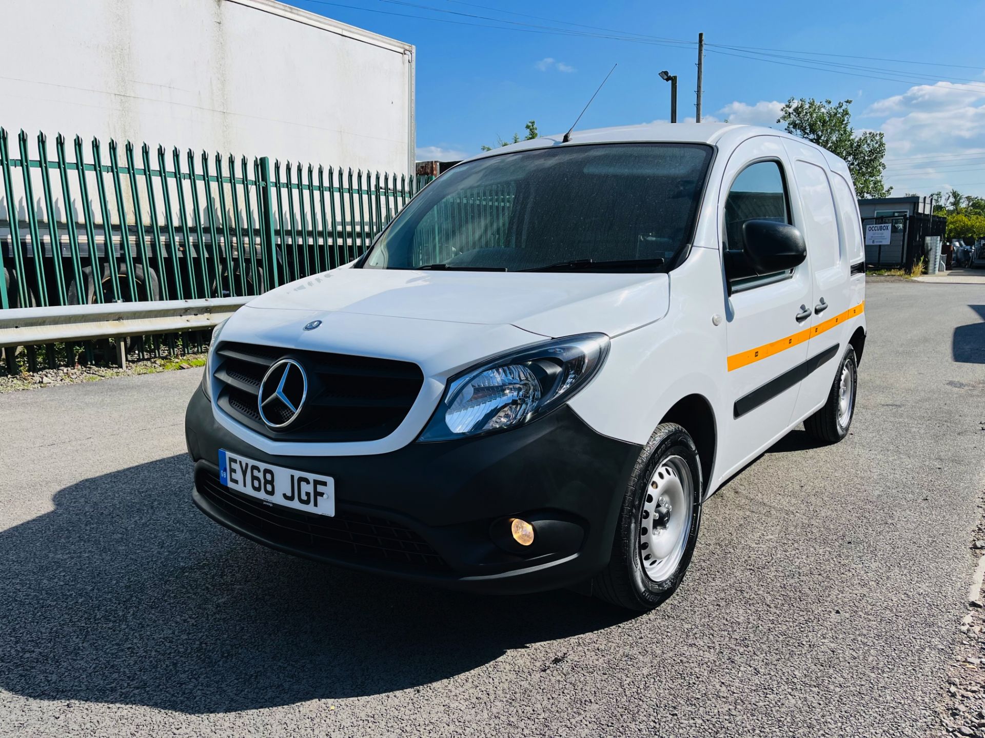 (Reserve Met) Mercedes Citan 109 CDI LWB - 2019 Model - 1 Owner From New - 71K - Euro 6 - Start Stop - Image 3 of 19