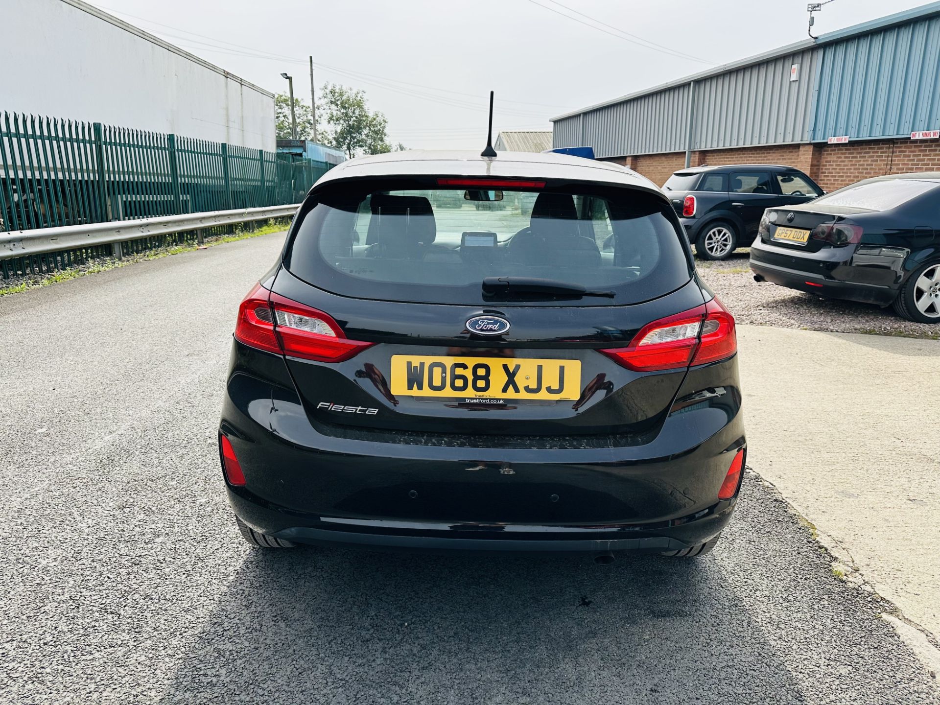 (Reserve met)Ford Fiesta "Zetec" 1.1 TI-VCT (3 Door) 2019 Reg - Only 28K MilesFSH - Black - Air Con - Image 8 of 21