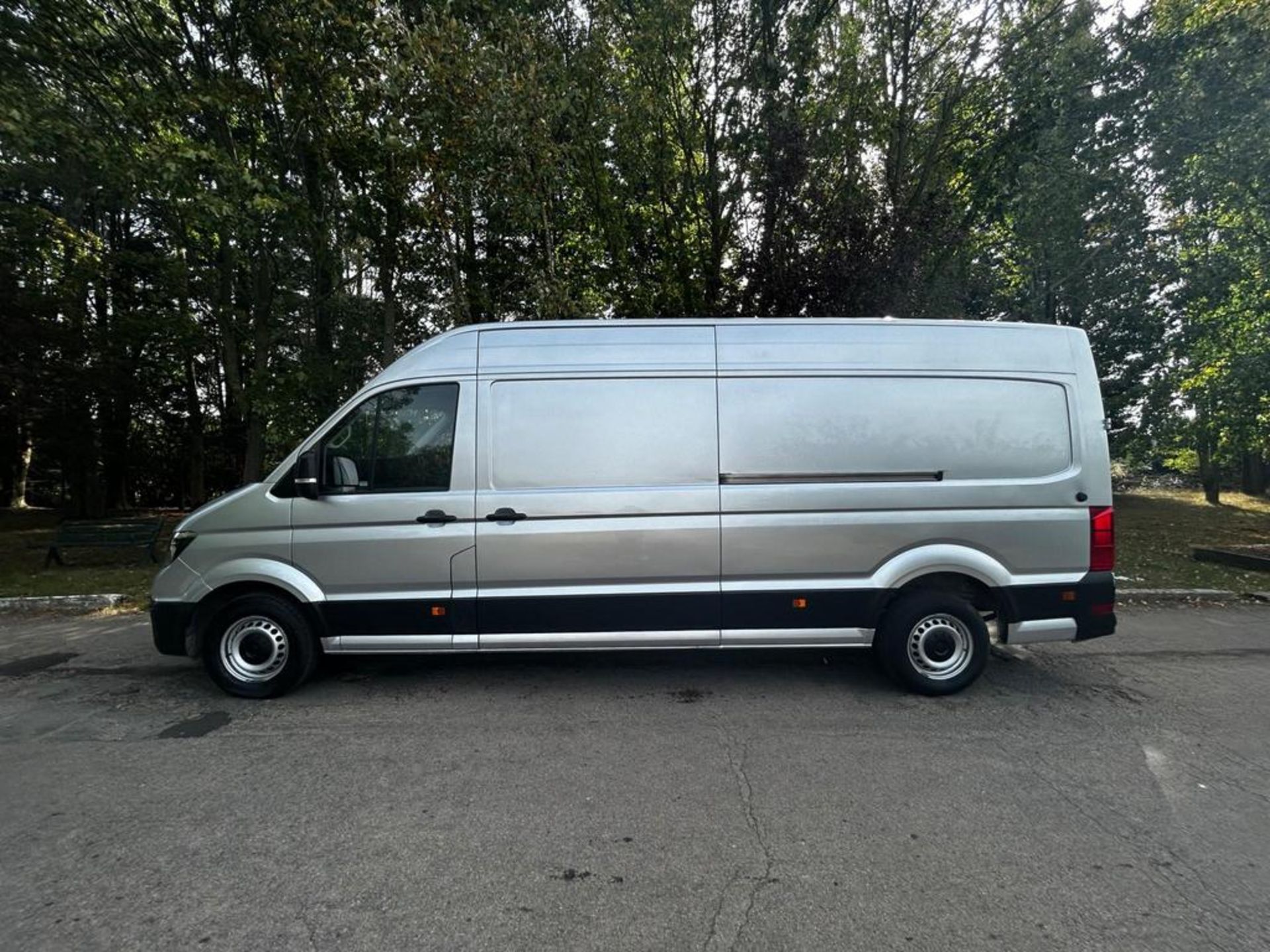 (RESERVE MET)VOLKSWAGEN CRAFTER 2.0TDI TRENDLINE BLUEMOTION "LWB" 70 REG (2021 Model) - 1 OWNER -67k