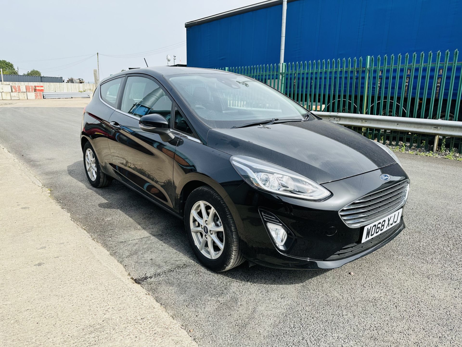 (Reserve met)Ford Fiesta "Zetec" 1.1 TI-VCT (3 Door) 2019 Reg - Only 28K MilesFSH - Black - Air Con - Image 10 of 21