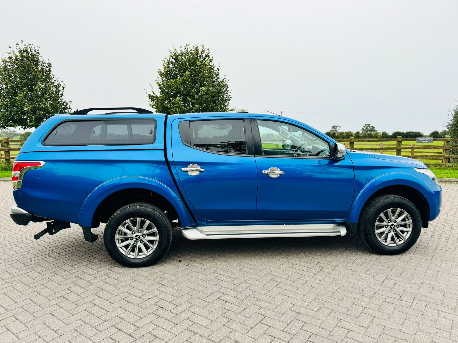 Mitsubishi L200 "Barbarian" 2.4DI-D "Auto" (178) Double Cab - 2019 Model - Leather - Sat Nav - MEGA! - Image 9 of 30