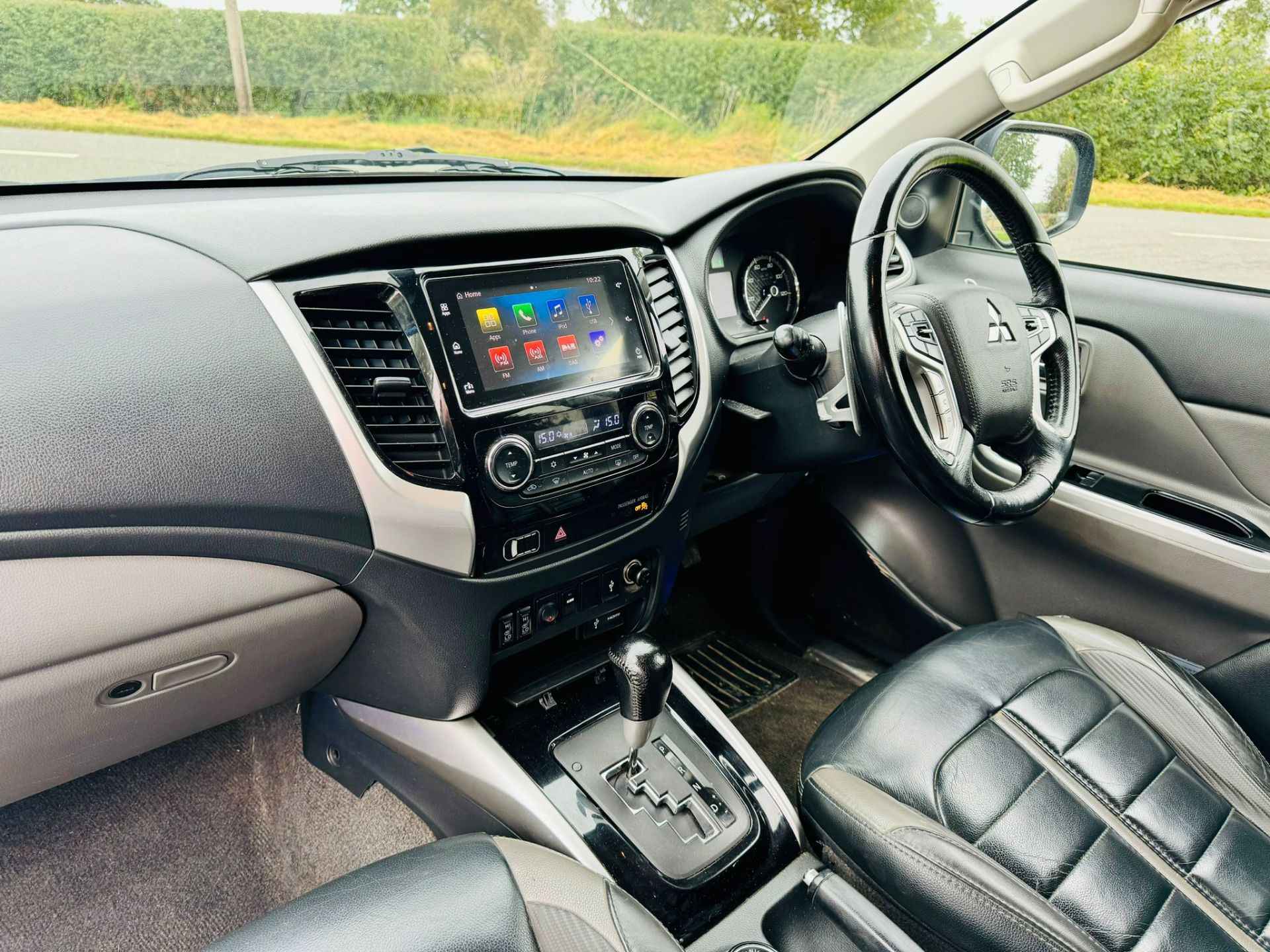 Mitsubishi L200 "Barbarian" 2.4DI-D "Auto" (178) Double Cab - 2019 Model - Leather - Sat Nav - MEGA! - Image 21 of 30