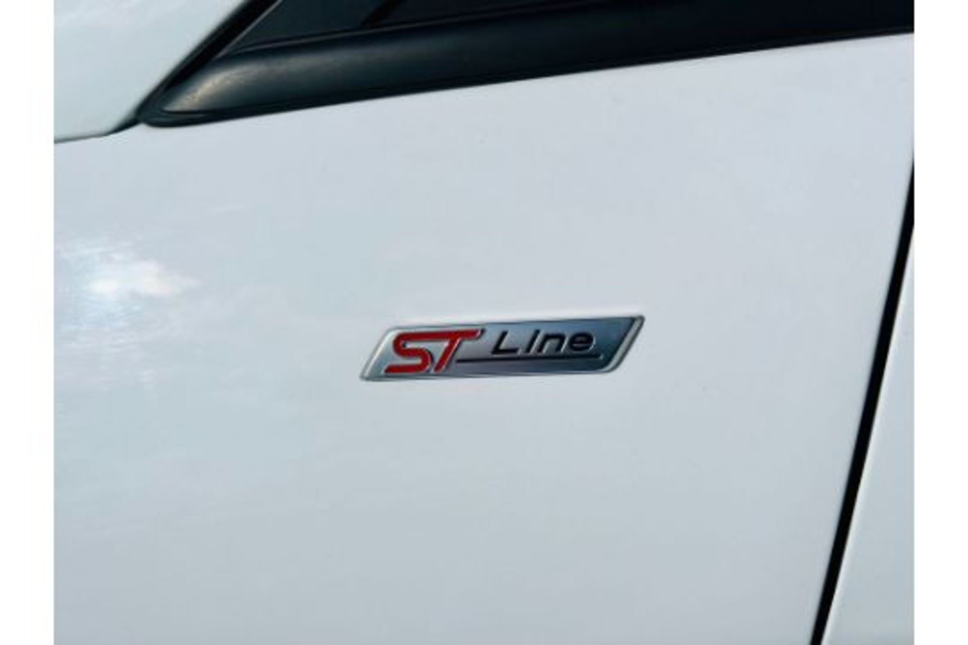 Ford Fiesta " ST-LINE EDITION TURBO " 5dr Hatchback - 2020 20 Reg - 1 Owner - ONLY 65K - Image 6 of 6