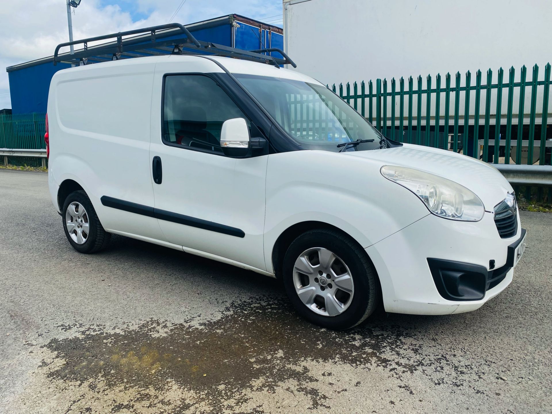 (Reserve Met) VAUXHALL COMBO 1.6 CDTI SPORTIVE - 6 SPEED AIR CON - PANEL VAN - 12 REG NO VAT!!!