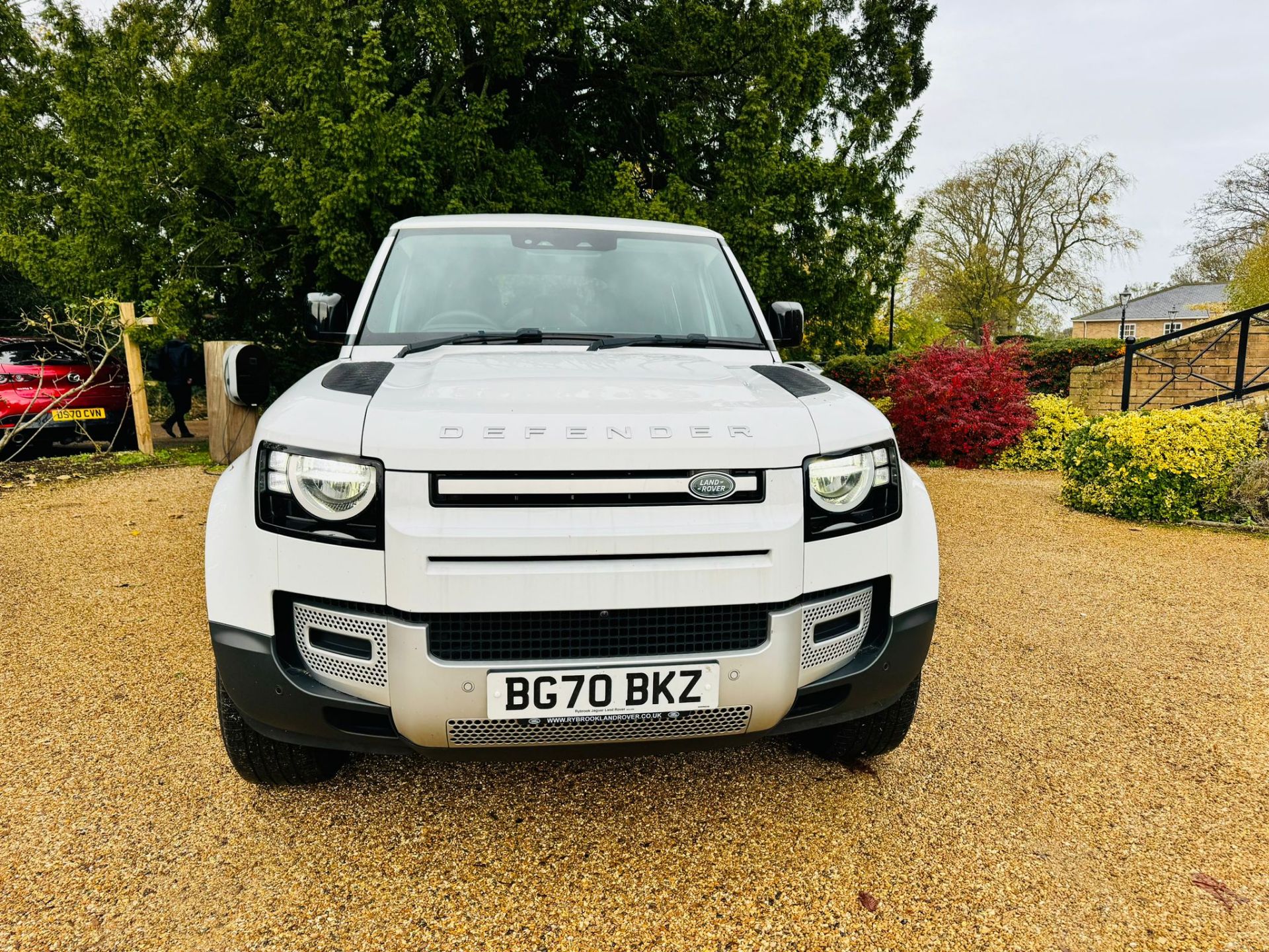 Land Rover Defender 110 D 8-Speed Auto XS ALLOYS (2021 Model) 6 Seater - Low Miles - 1 Owner - Image 9 of 29