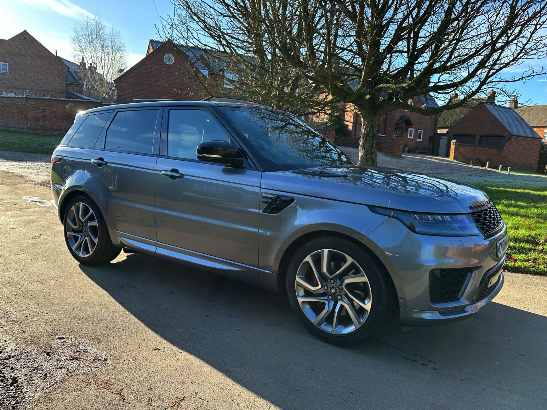 (Reserve Met) Range Rover Sport P400e *Autobiography Dynamic* (2022 Model) *Electric Plug-in Hybrid* - Image 2 of 58