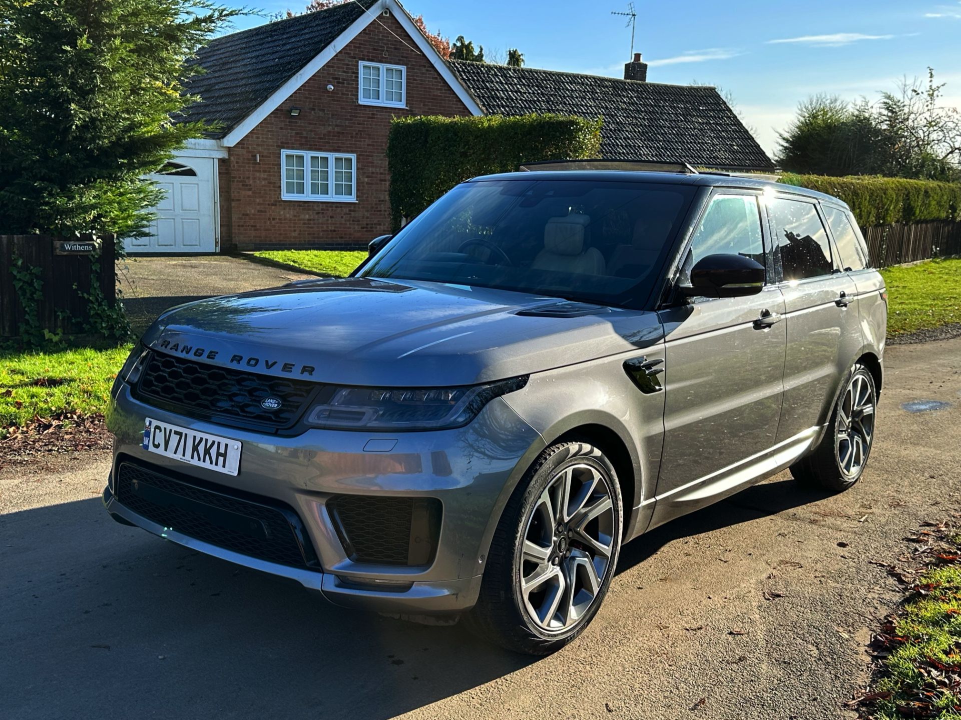 (Reserve Met) Range Rover Sport P400e *Autobiography Dynamic* (2022 Model) *Electric Plug-in Hybrid* - Image 5 of 58