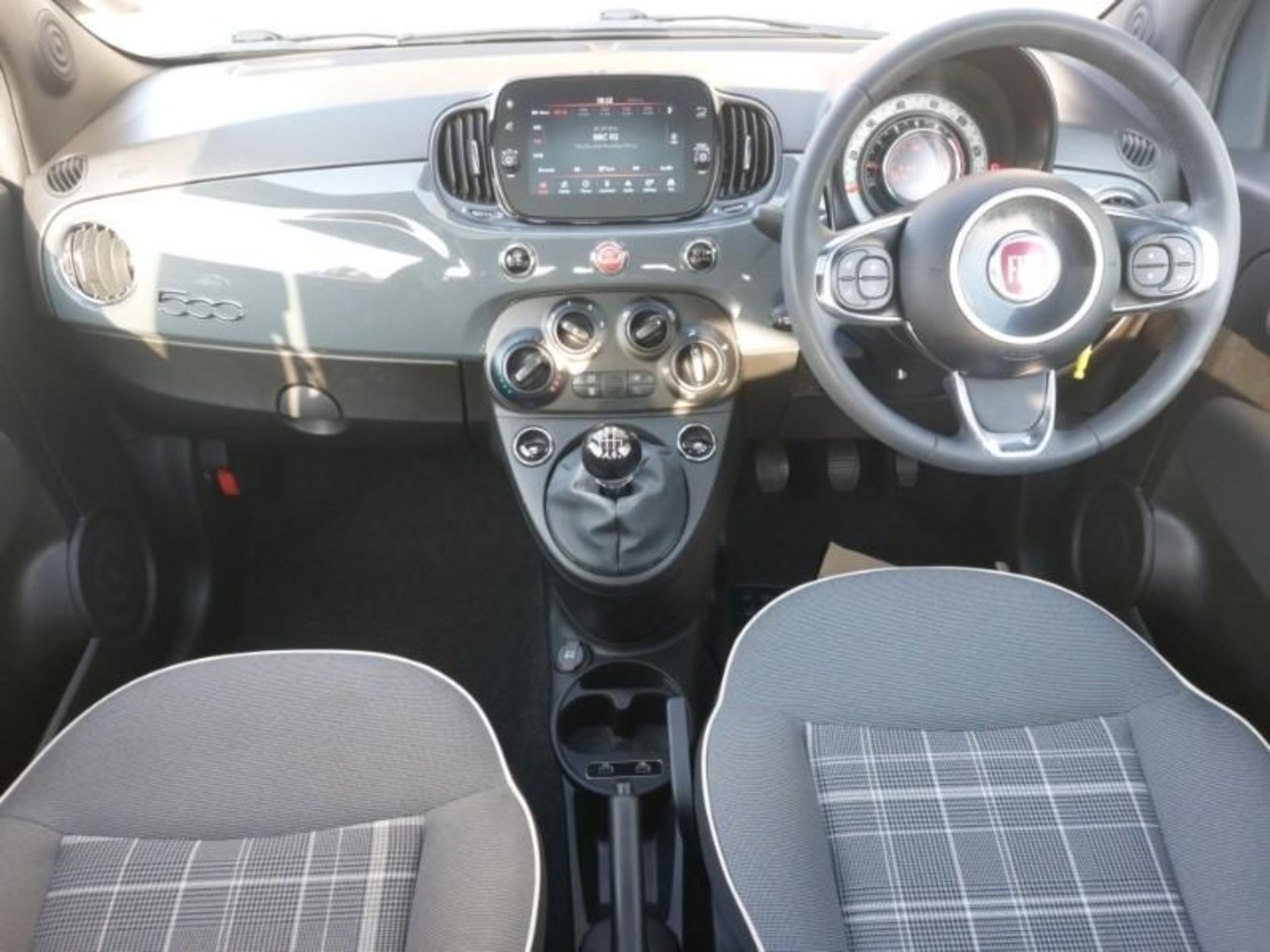 Fiat 500 "Lounge" 1.0 MHEV Electric Mild Hybrid - 21 Reg - Only 31k Miles 1 Owner - Leather - WOW! - Image 9 of 9