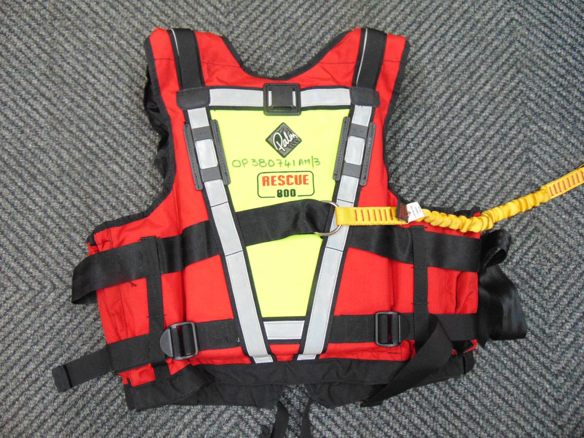 Palm Professional Rescue 800 Buoyancy Aid - PFD Personal Floatation Device Size L/XL - Image 3 of 8