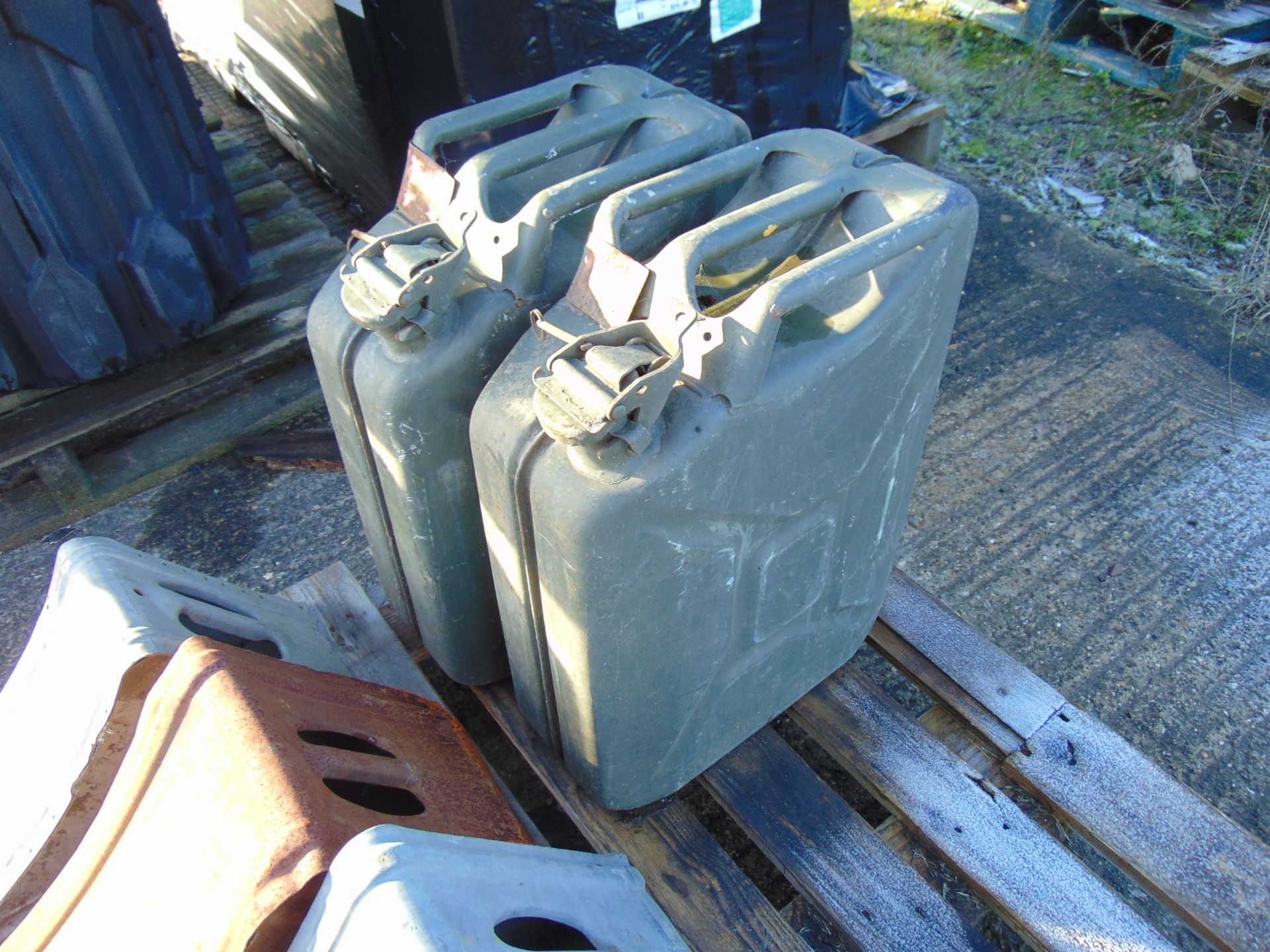 Wheel Chocks & Jerry Cans - Image 4 of 4