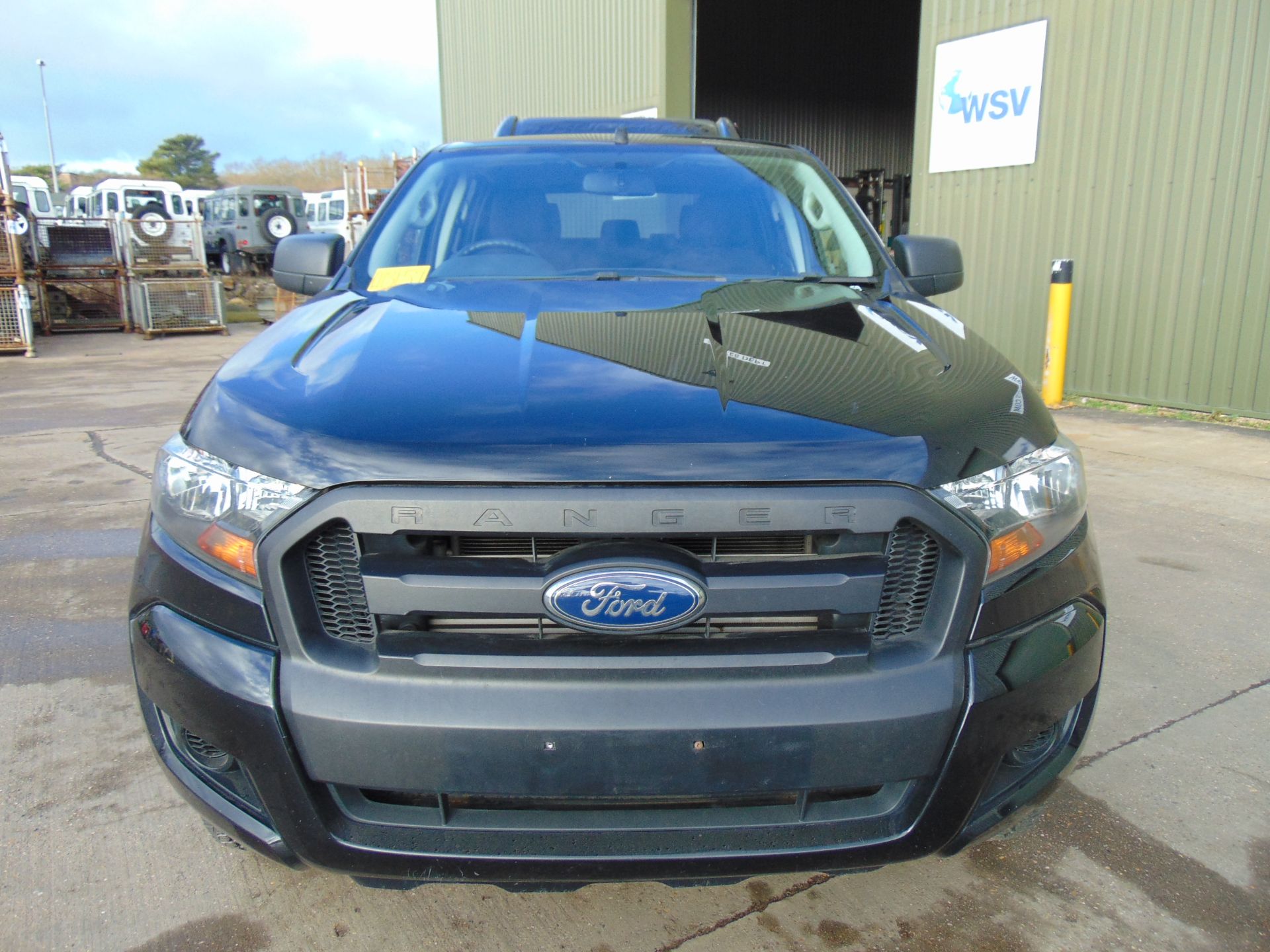 UK MoD 2017 Ford Ranger 2.2 6 Speed Double Cab ONLY 96,687 Miles! - Image 3 of 35