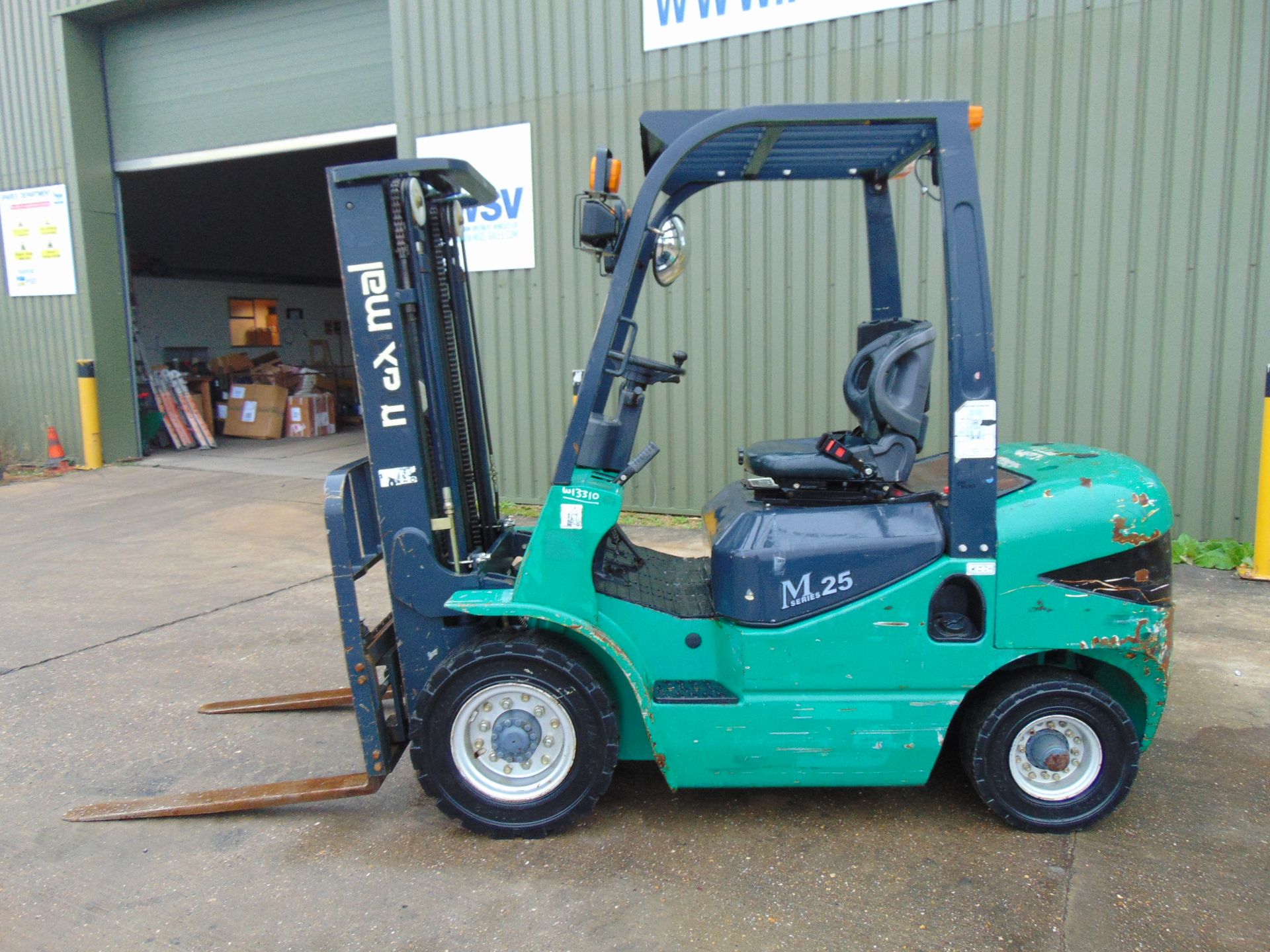 Maximal M25 2500Kg Diesel Fork Lift Truck ONLY 1,490 HOURS! - Image 6 of 22