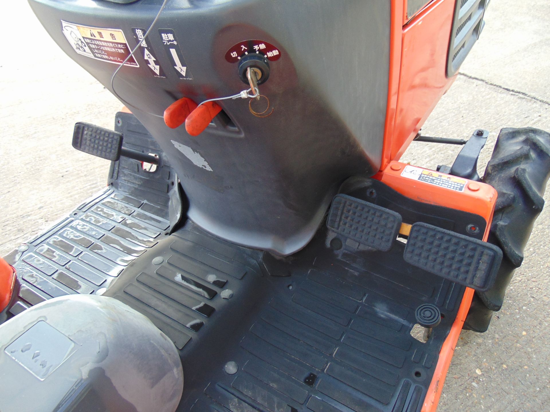 Kubota Granbia GB16 4x4 Diesel Compact Tractor c/w Rotovator ONLY 467 HOURS! - Image 18 of 24