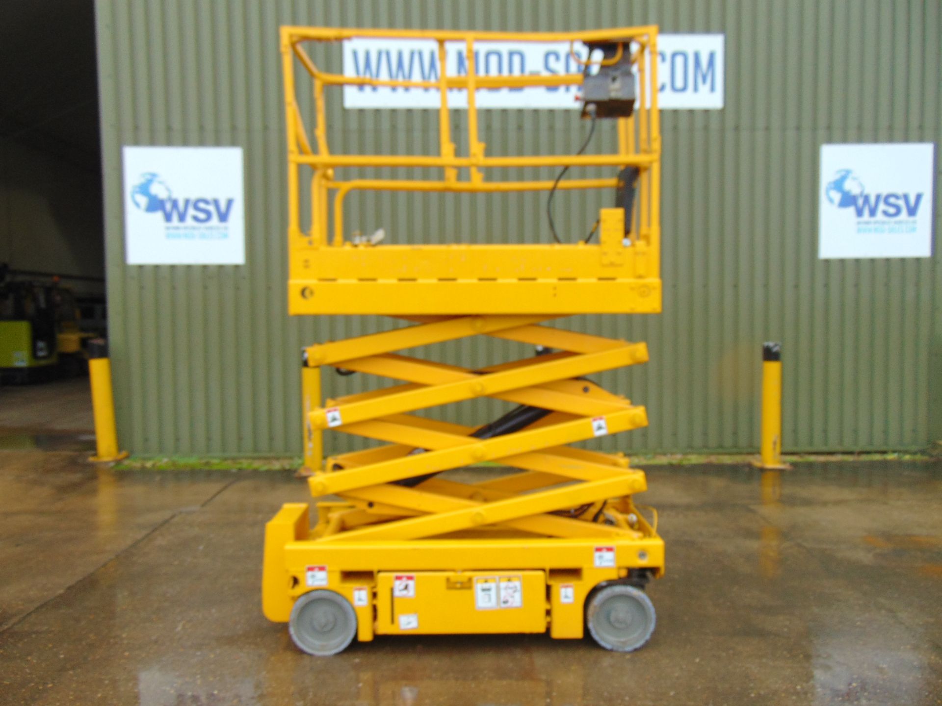 Haulotte Optimum 8 Electric Scissor Lift Access Platform ONLY 340 Hours!