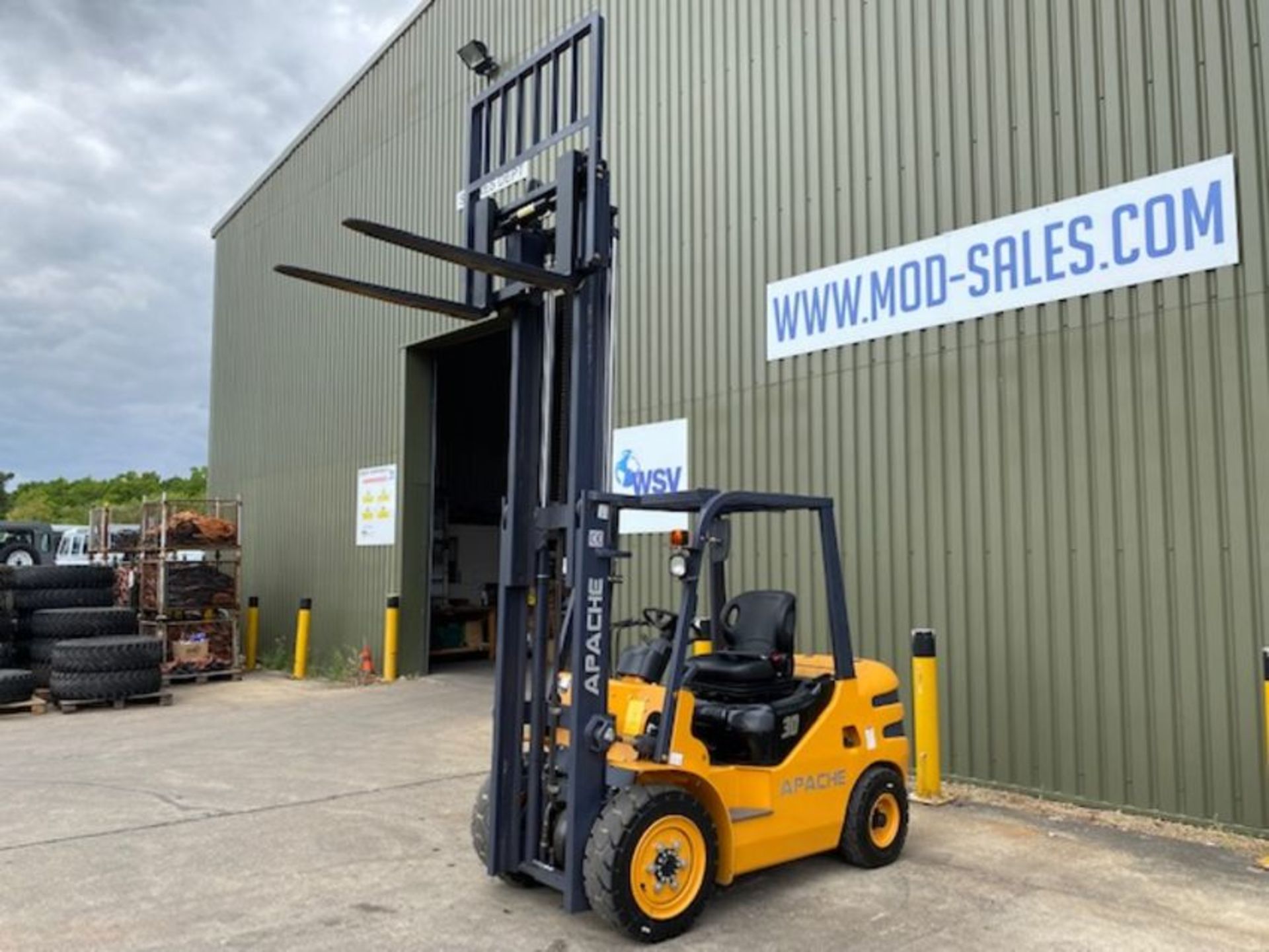 **NEW UNUSED 2022 Apache HH30Z 3000Kg Diesel Fork Lift Truck** - Image 11 of 37