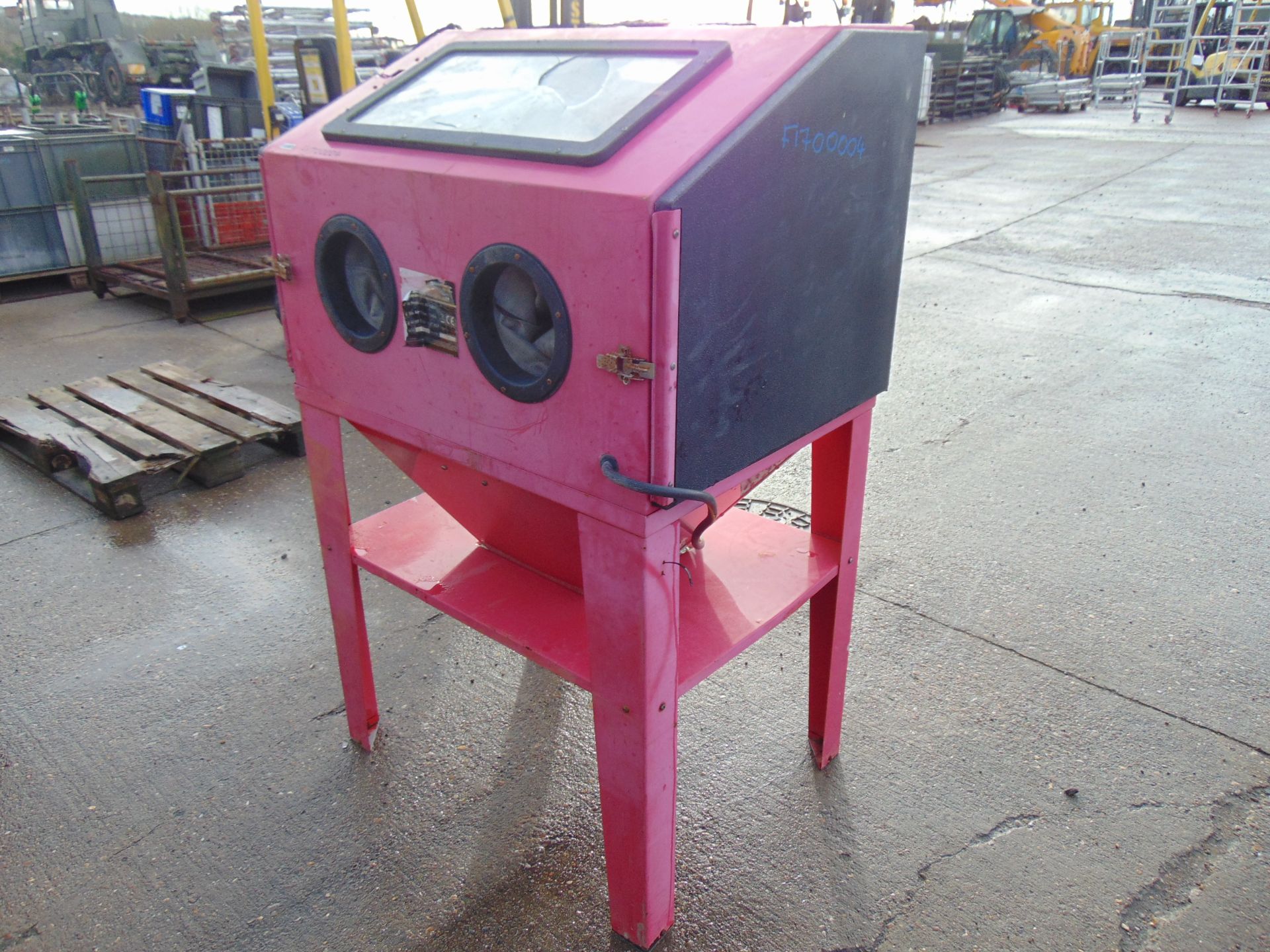 Sealey SB974.V3 Shot Blasting Cabinet - Image 2 of 8