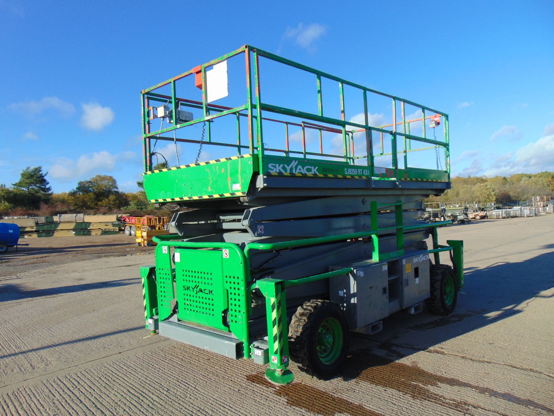 SkyJack SJ9250 Diesel Scissor Lift - Image 8 of 27