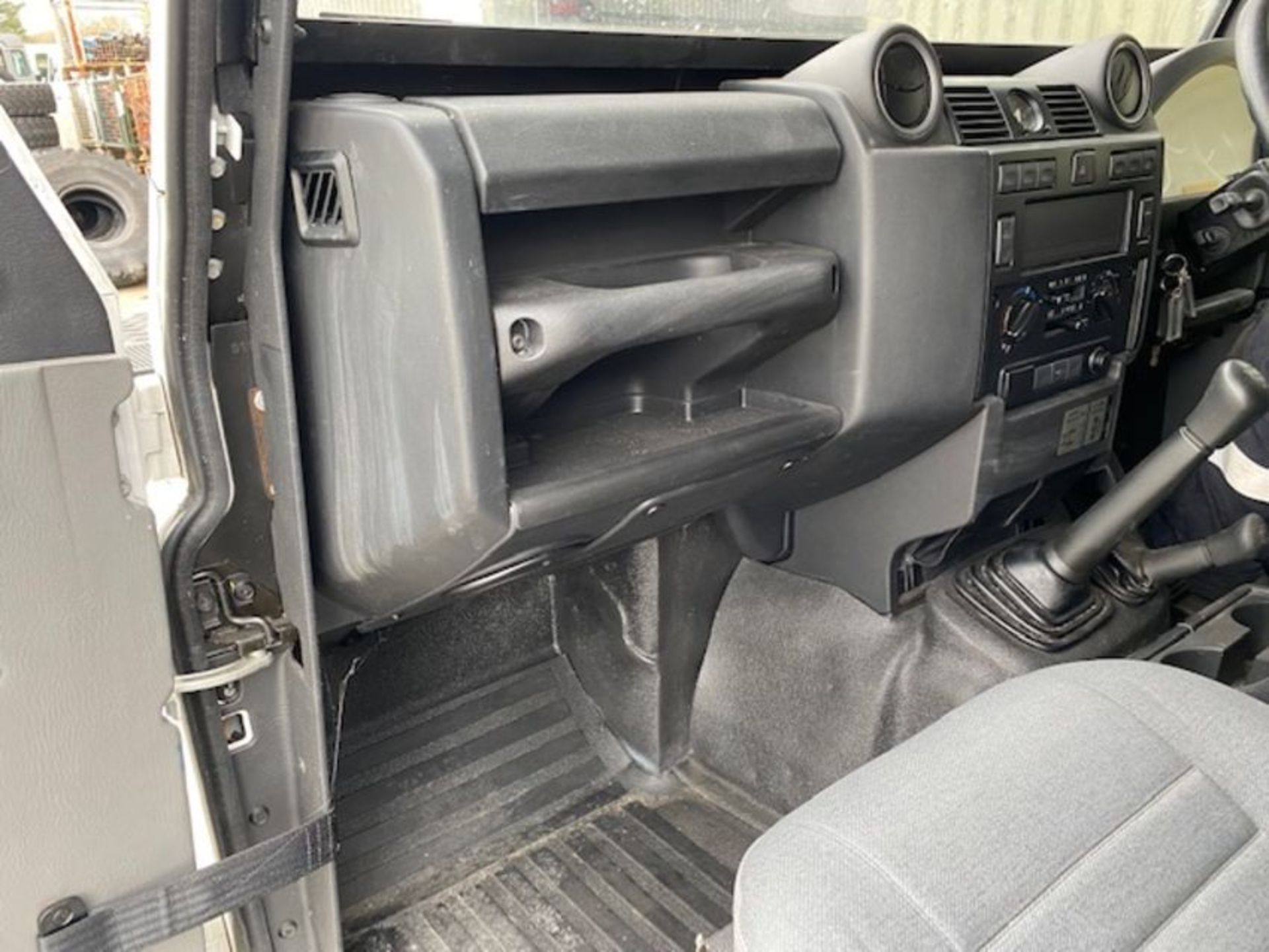 Land Rover Defender 130 chassis cab, Armoured bodywork, 2 door station wagon, right hand drive (RHD) - Image 33 of 51