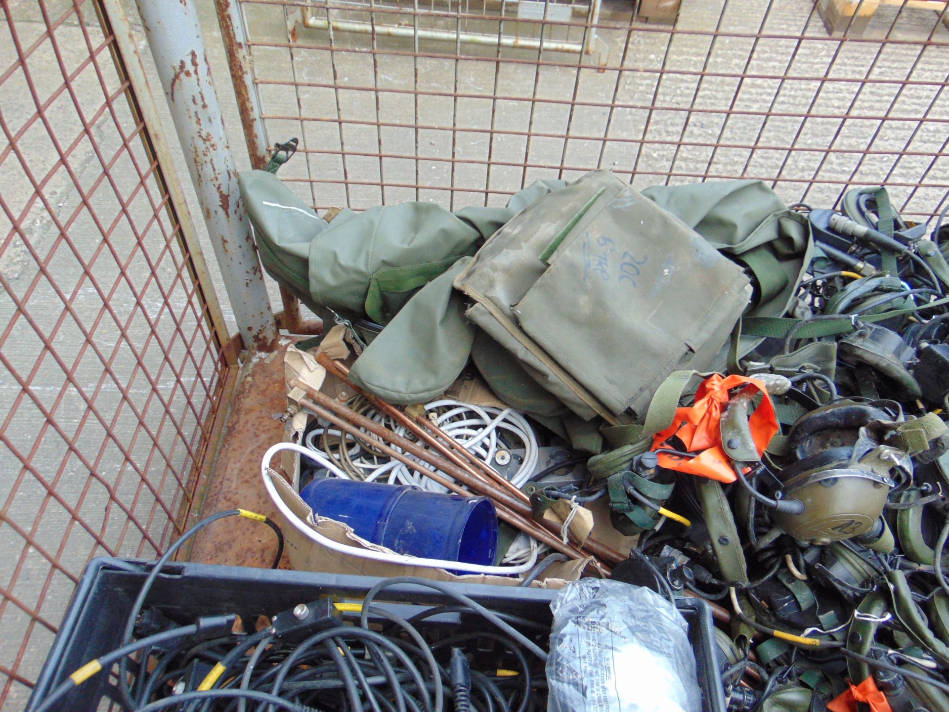 1x Stillage of Clansman Cables Headsets, Antennas Etc - Image 3 of 5
