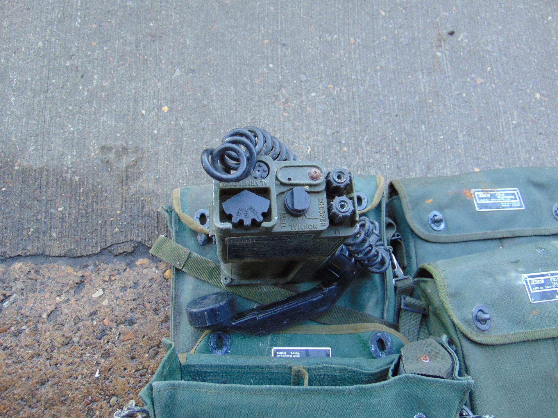 4x RACAL UK/PTC 404 Field Telephones in Pouches - Image 3 of 4