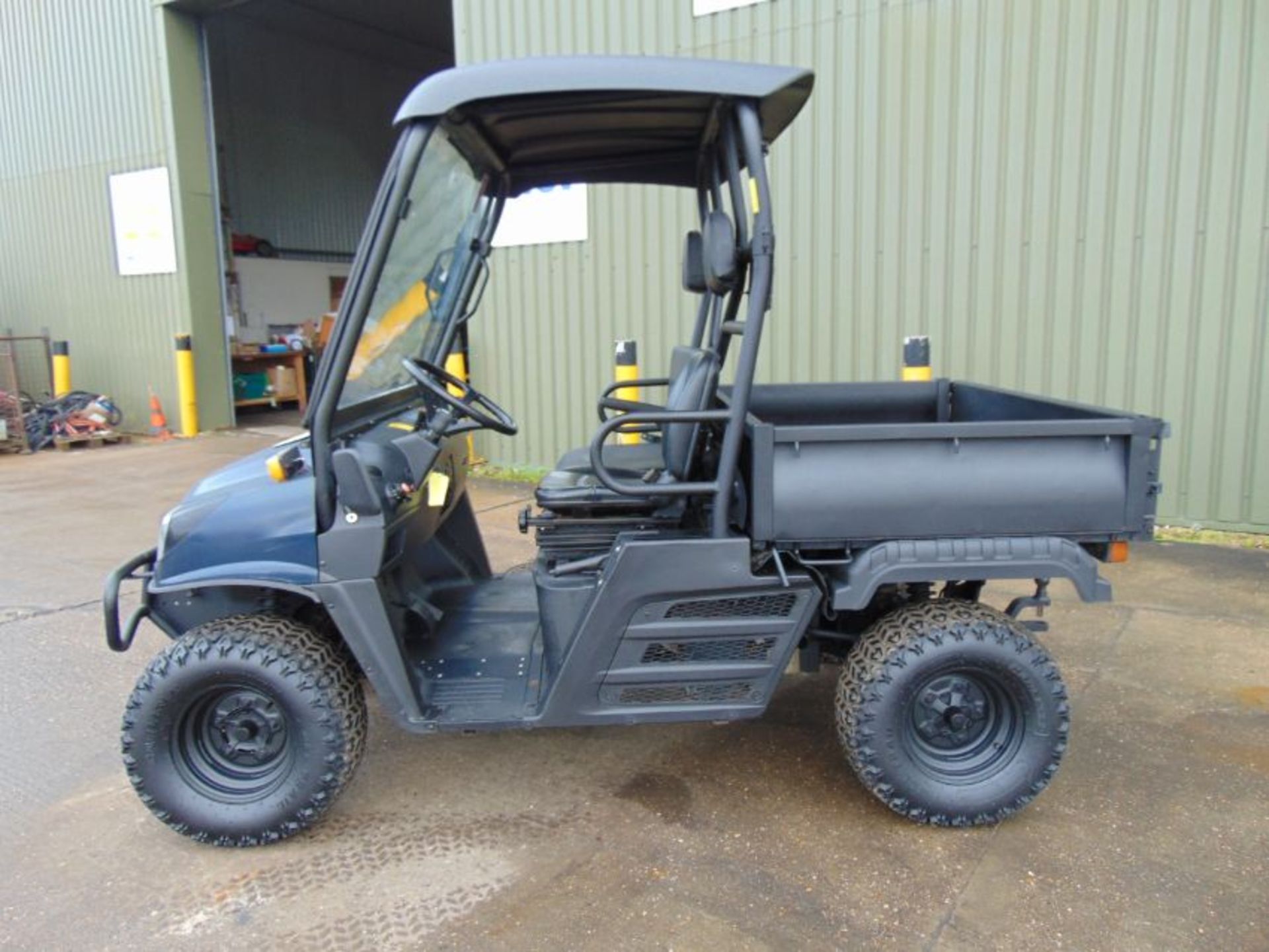 2014 Cushman XD1600 4x4 Diesel Utility Vehicle Showing 1104 hrs - Image 9 of 25