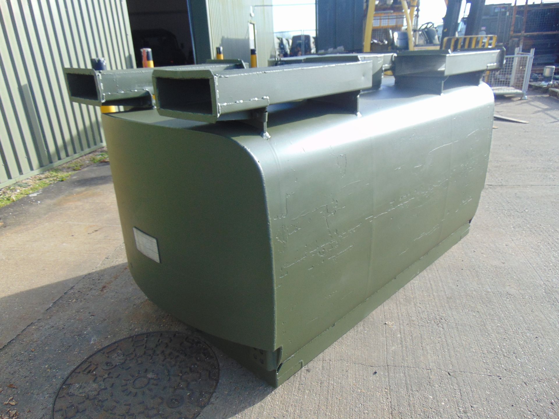 Gloster Saro 2,200Ltr Aluminium Fuel/Fluid Distribution Tank - Image 6 of 14