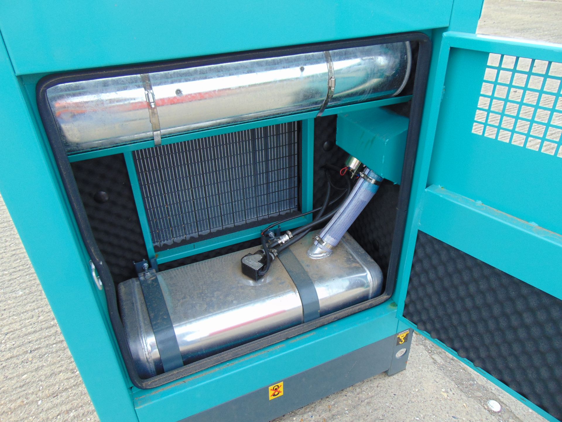 2022 UNISSUED 40 KVA 3 Phase Silent Diesel Generator Set - Image 11 of 19