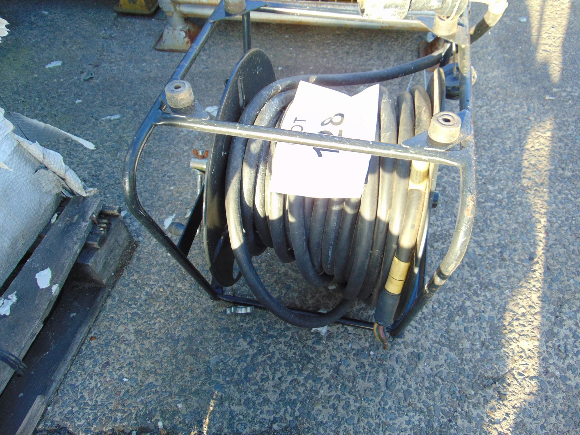 1x Roll of Heavy Duty 240 Volt Generator Cable on Reel c/w Plugs - Image 3 of 4