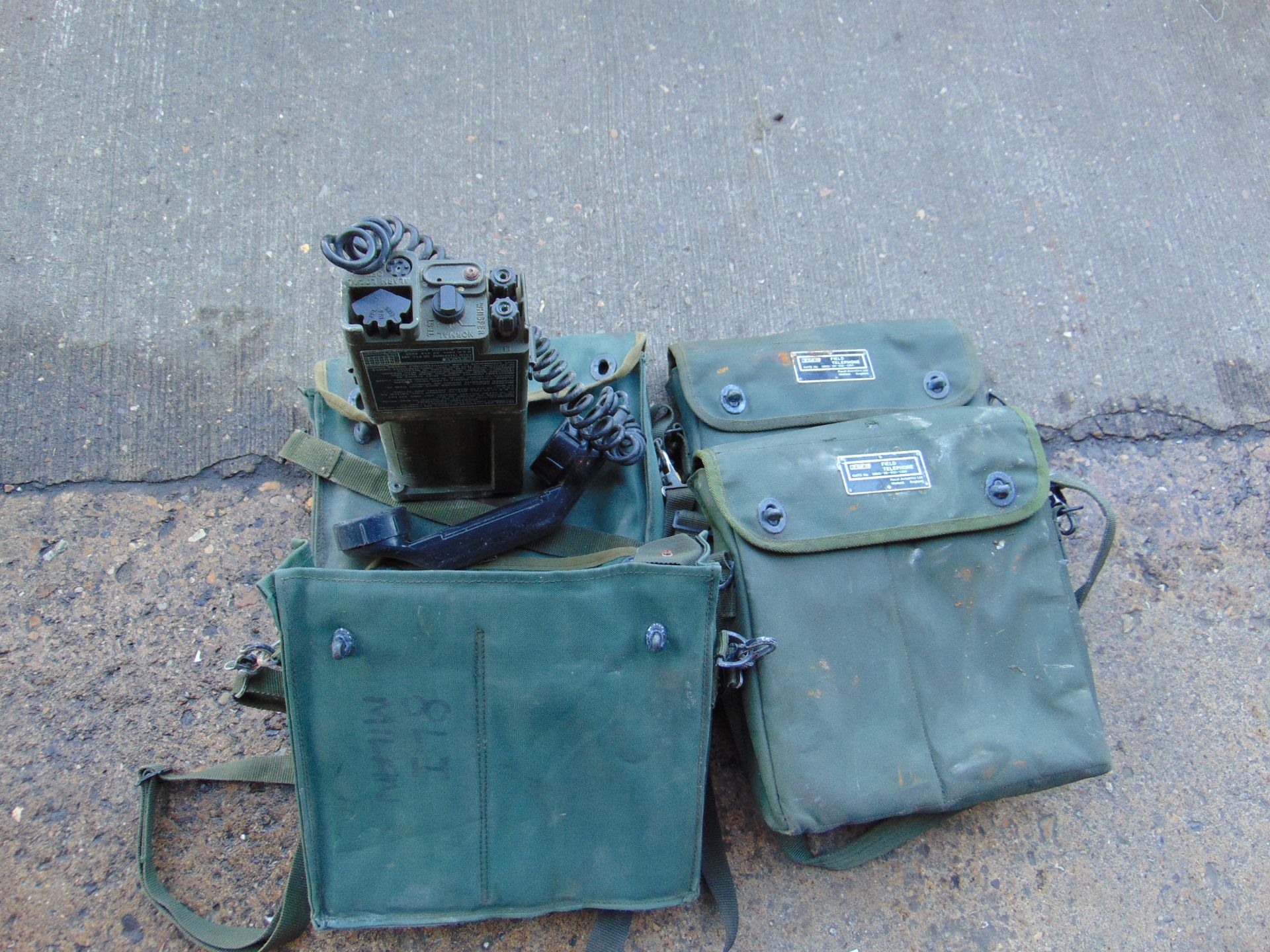 4x RACAL UK/PTC 404 Field Telephones in Pouches - Image 2 of 4