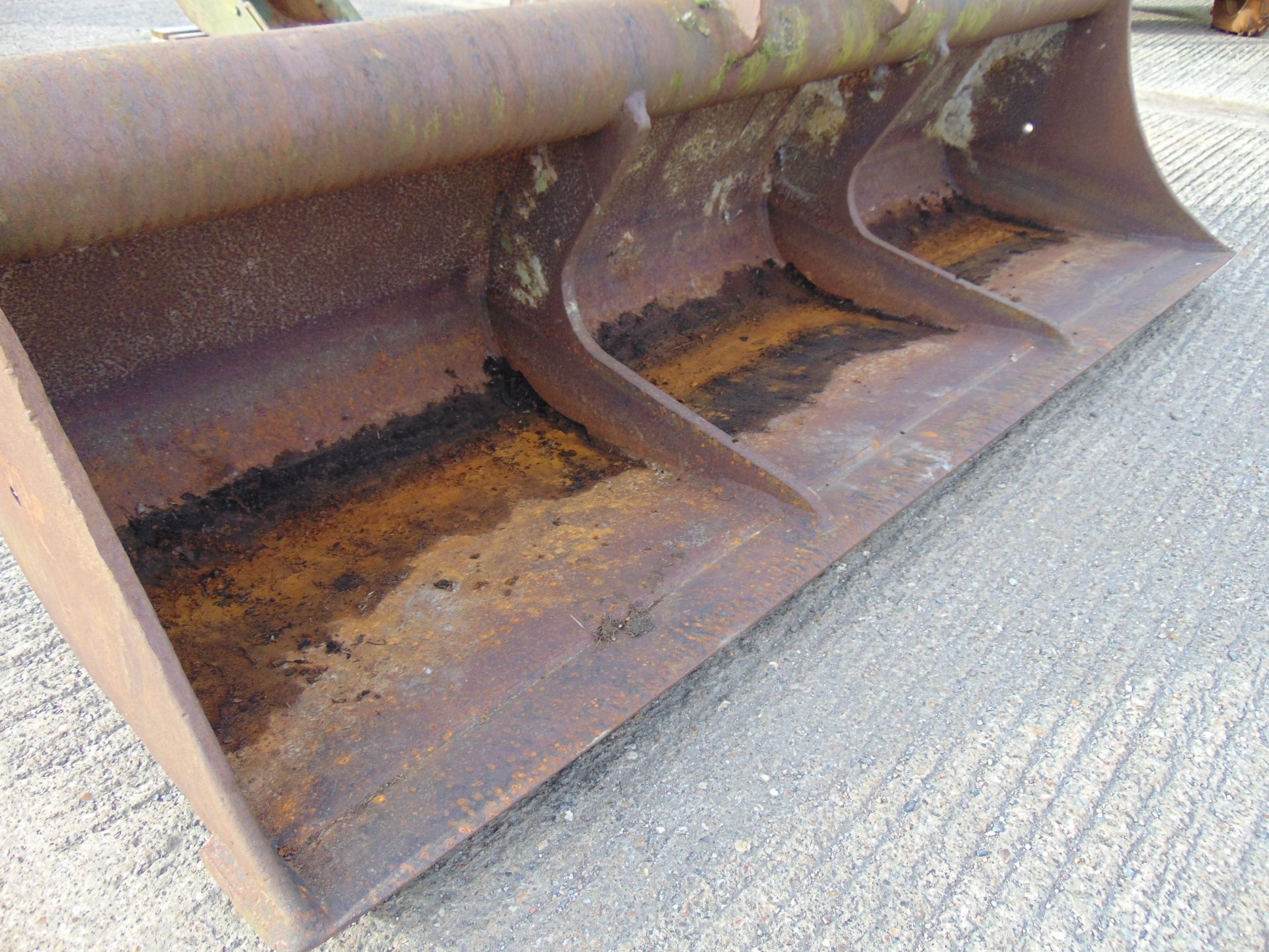 Lemac 2.4m Excavator Bucket 80mm Pin - Image 2 of 5