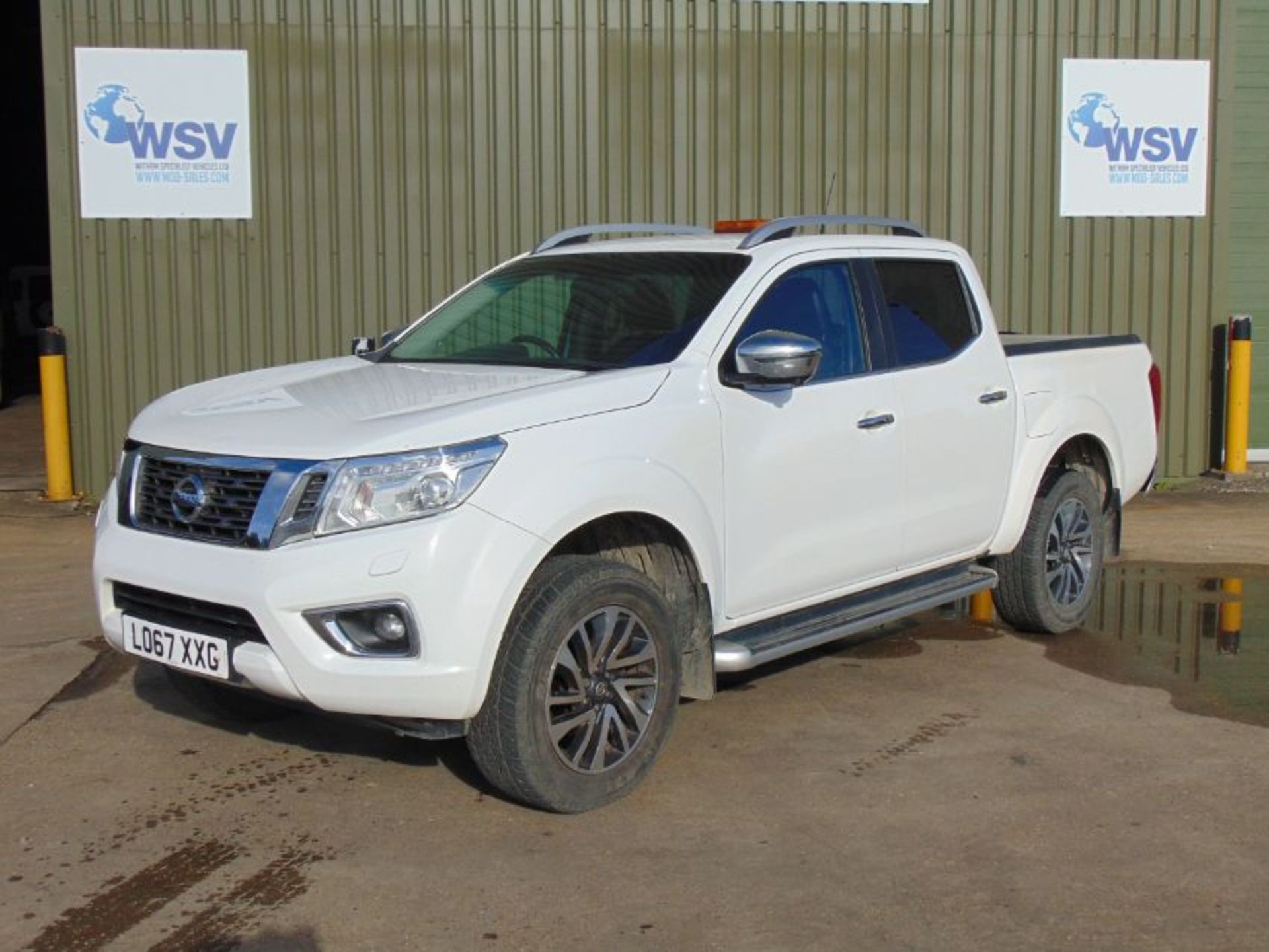 2017 Nissan Navara Tekna 2.3 DCI Double Cab 4x4 Pick Up