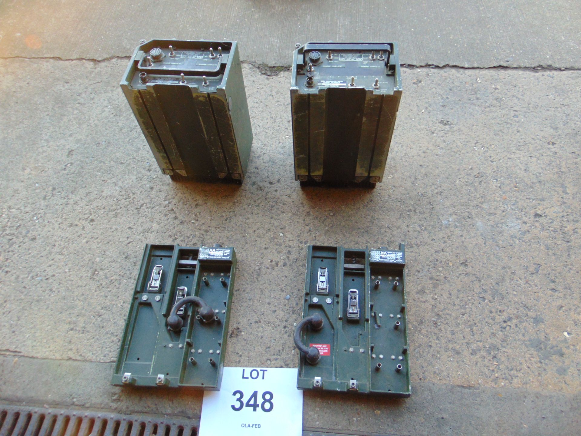 2x Clansman IB MU - 810 Intelligent Battery Management Unit c/w Tray and Leads - Image 2 of 5