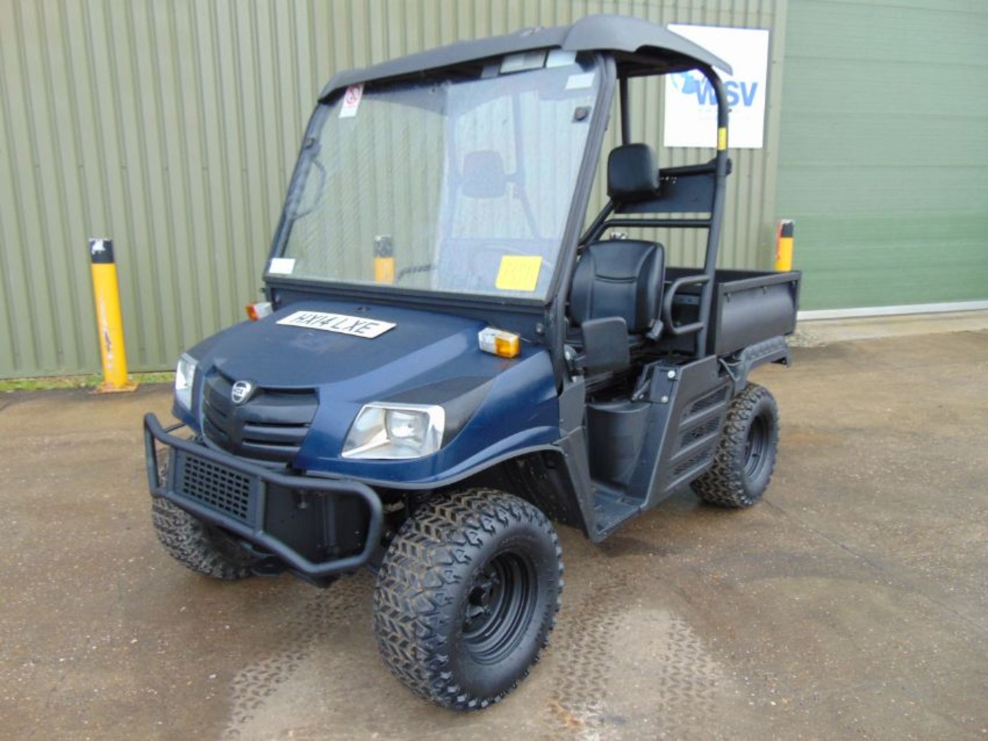 2014 Cushman XD1600 4x4 Diesel Utility Vehicle Showing 1104 hrs - Image 2 of 25