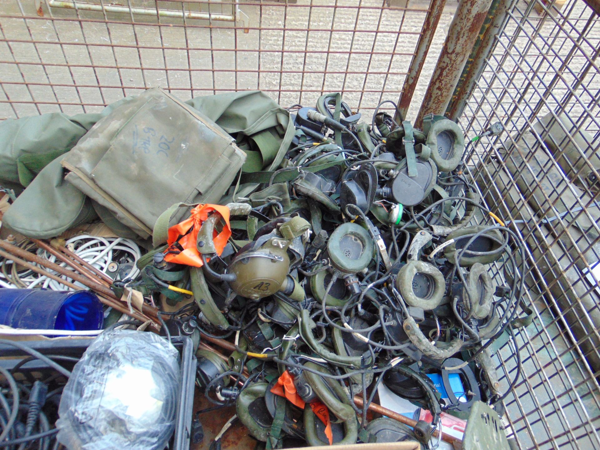 1x Stillage of Clansman Cables Headsets, Antennas Etc - Image 4 of 5