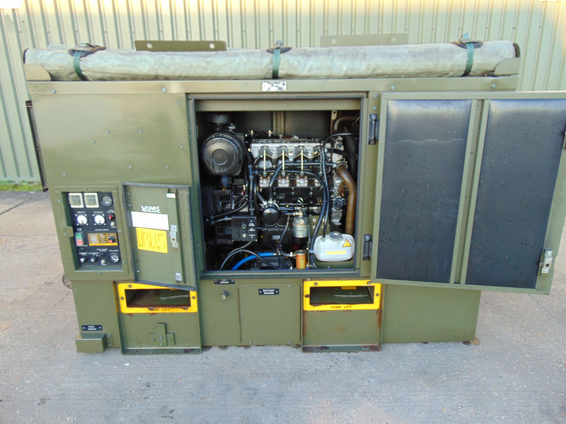 Ex Reserve Harrington 20 KVA Isuzu Diesel Generator ONLY 340 HOURS! - Bild 2 aus 17