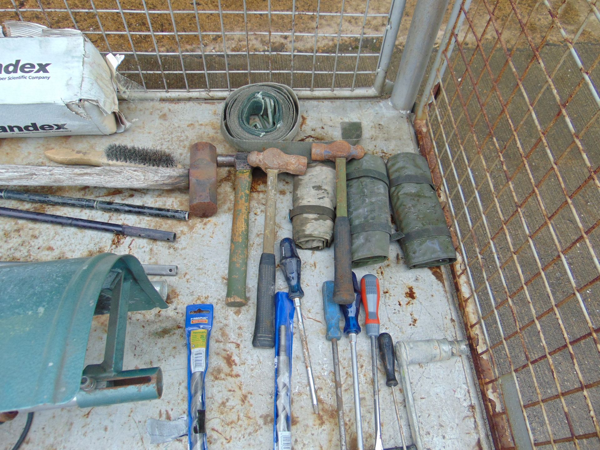 1x Stillage of Workshop Tools inc Grinder, Torque Wrench etc - Image 9 of 9