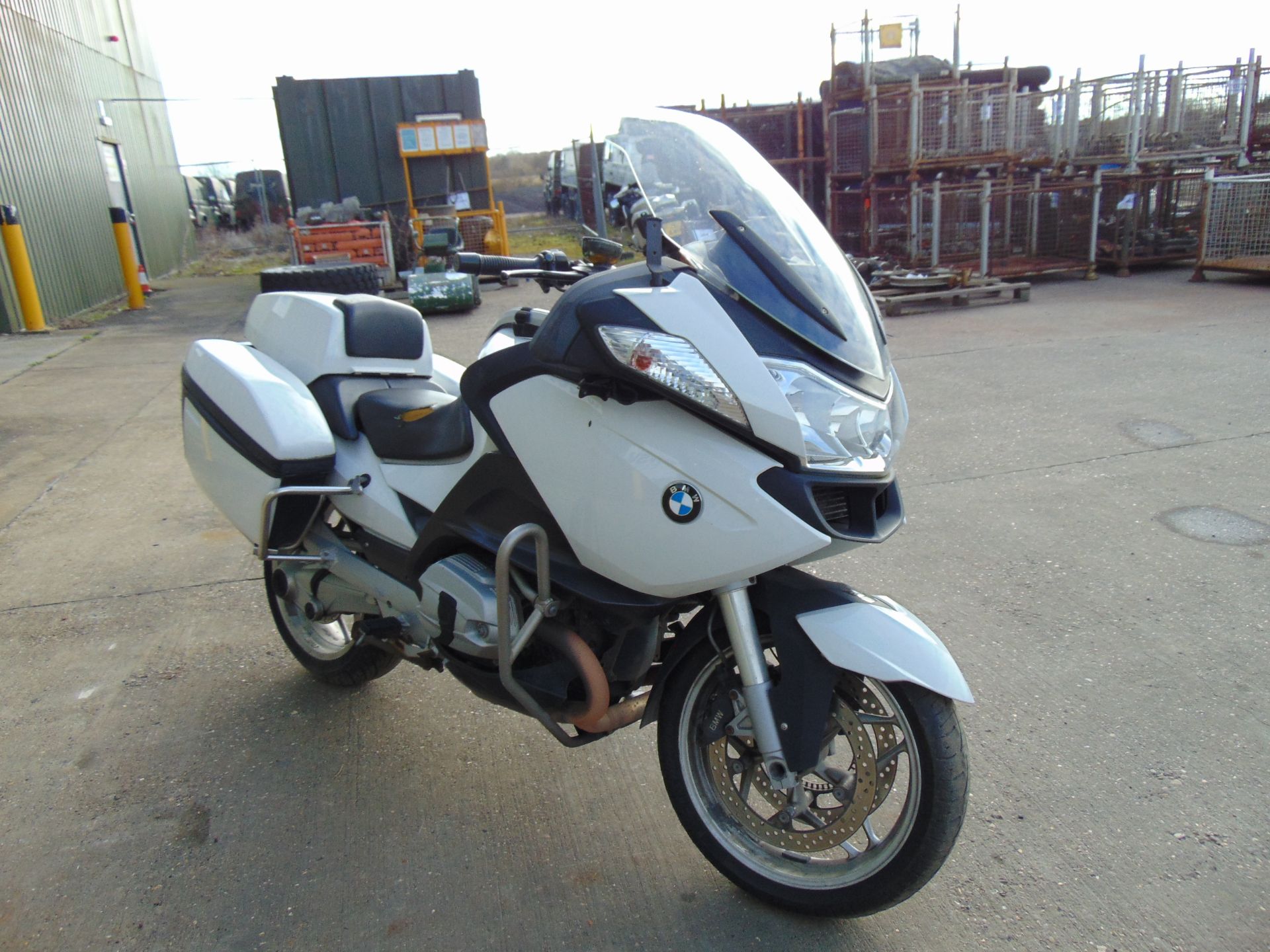 UK Ambulance Servive a 1 Owner 2013 BMW R1200RT Motorbike - Image 4 of 21