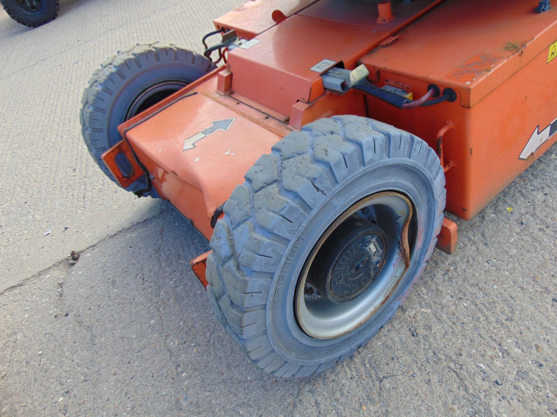 2012 JLG E300AJP Articulated Electric Boom Lift ONLY 605 HOURS! - Image 19 of 22